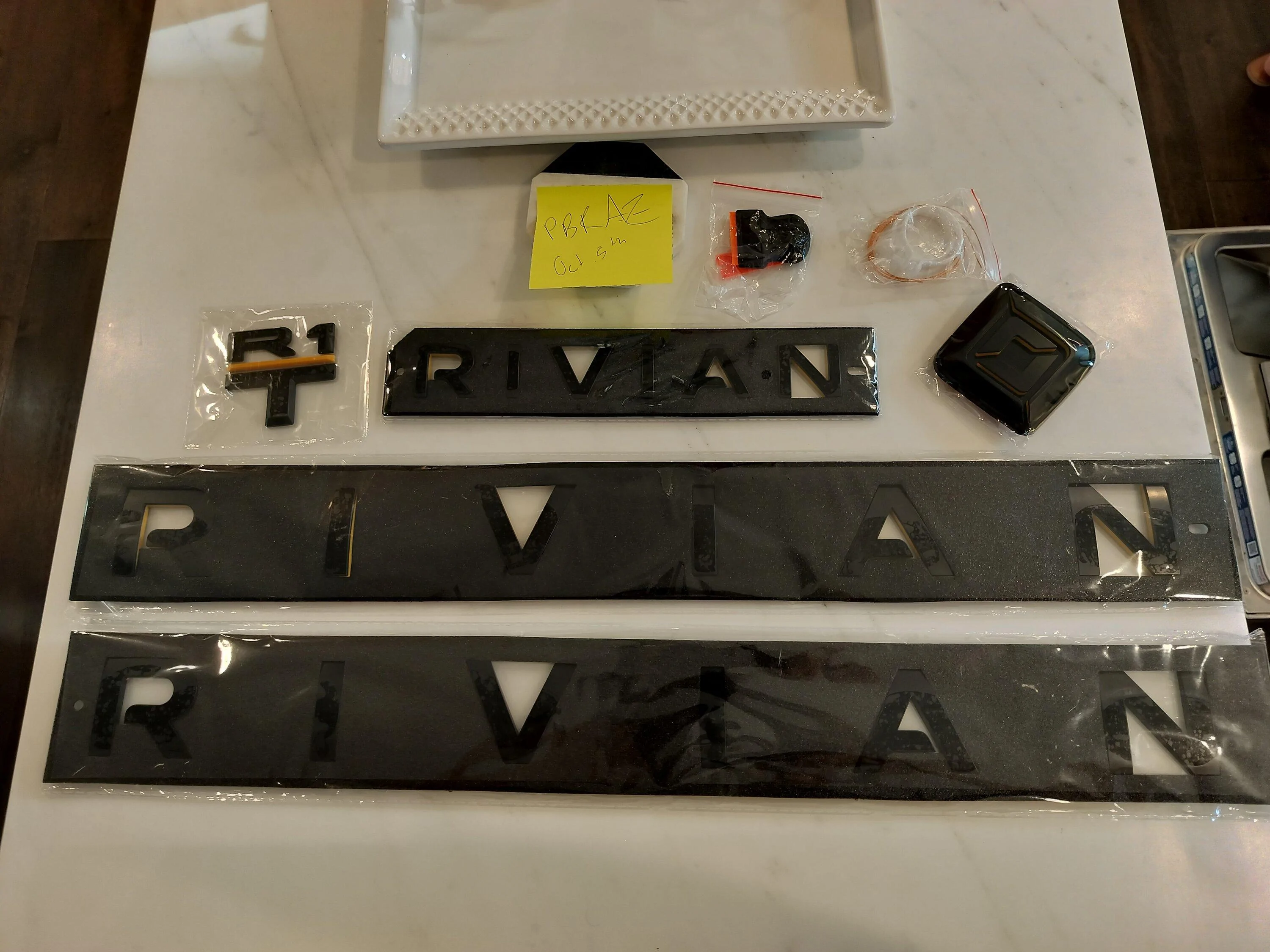Rivian R1T R1S Abstract Ocean Black Emblems IMG20231005165923