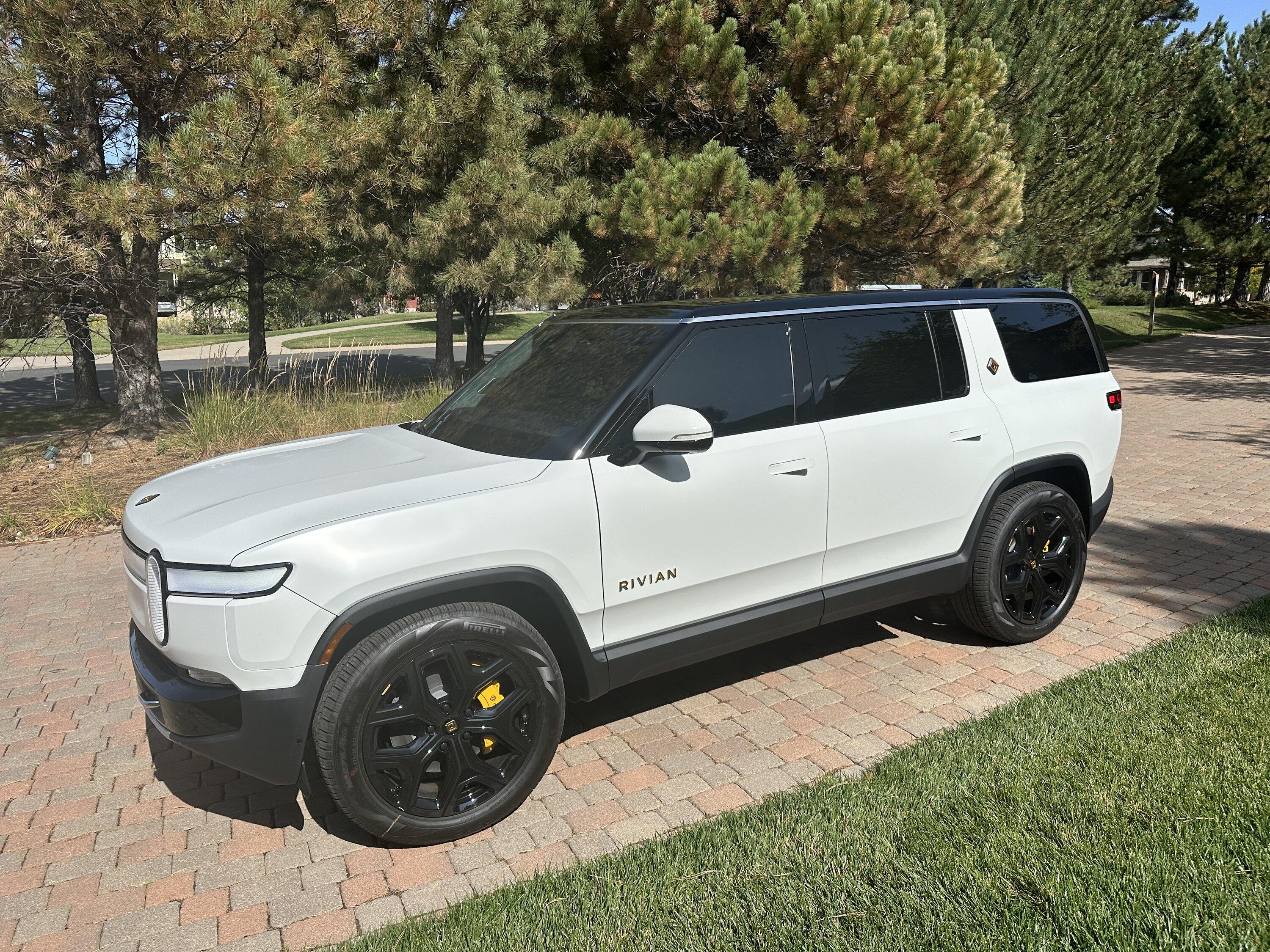 Rivian R1T R1S Matte wrap gang! Let's see photos of your matte Rivian R1T & R1S IMG_3731