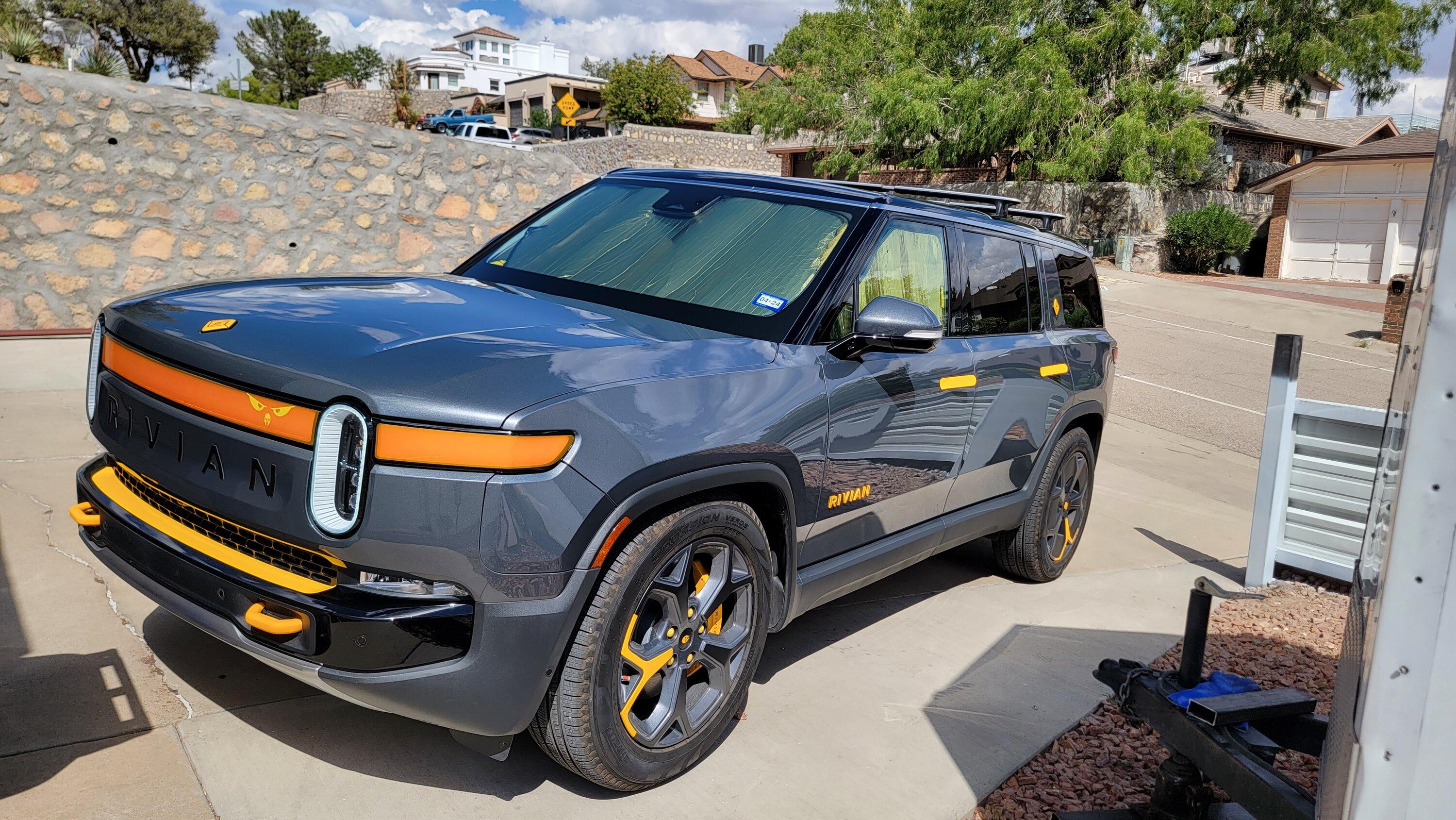 Rivian R1T R1S El CAP GRANITE Rivian Photos 20231002_140315