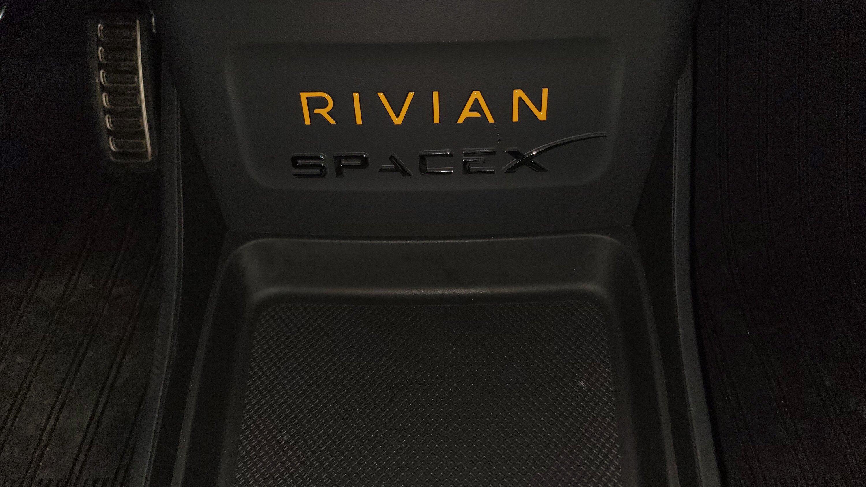 Rivian R1T R1S El CAP GRANITE Rivian Photos 20230930_234734