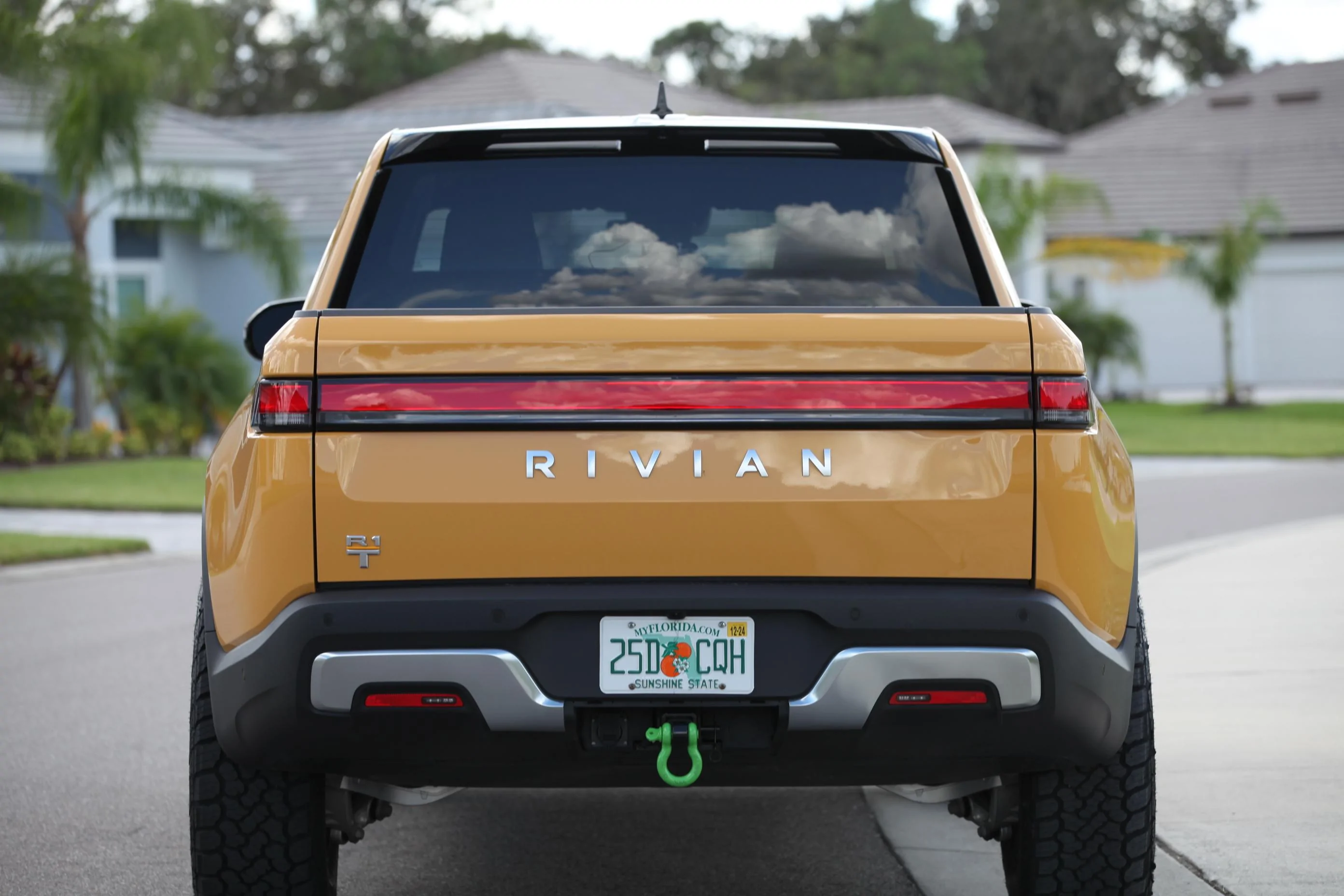 Rivian R1T R1S Phat Tires (285/60/20) Installed Continued... IMG_9307