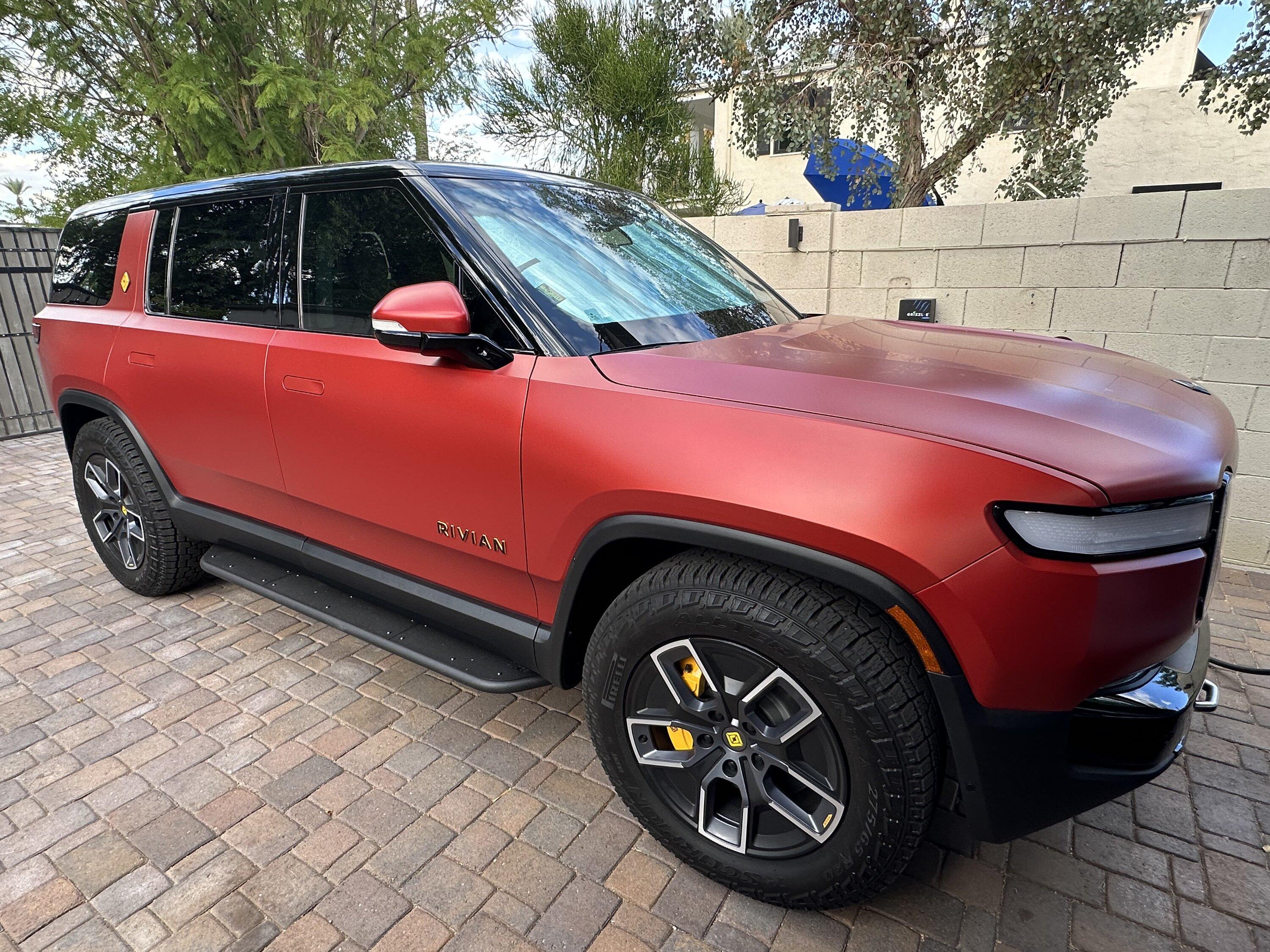 Rivian R1T R1S PPF: Glossy v Stealth IMG_3341