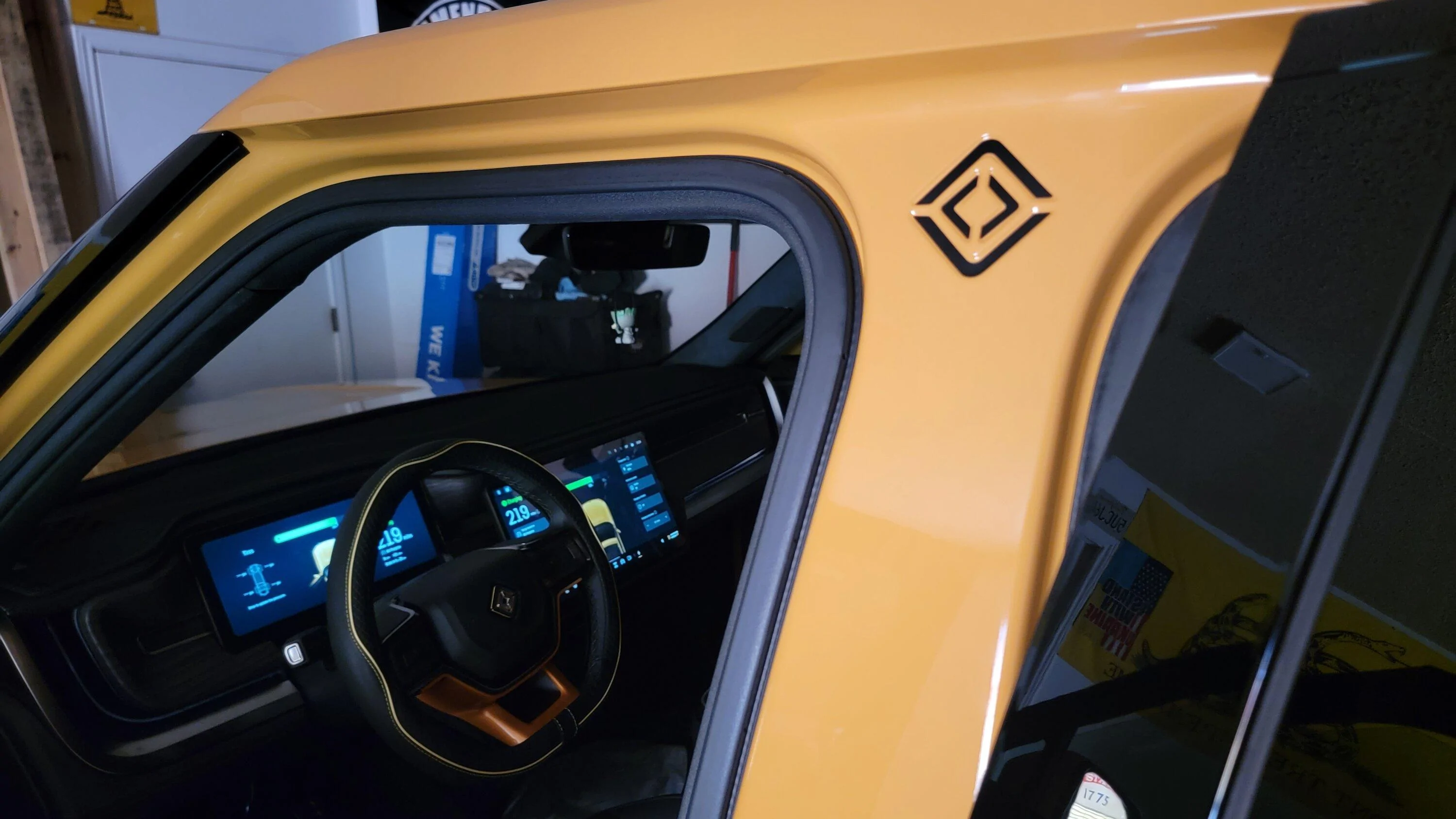 Rivian R1T R1S COMPASS YELLOW R1T Photos 20231007_142456