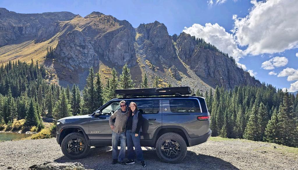 Rivian R1T R1S Roofnest Falcon 2 XL + R1S = AWESOME! 123_1