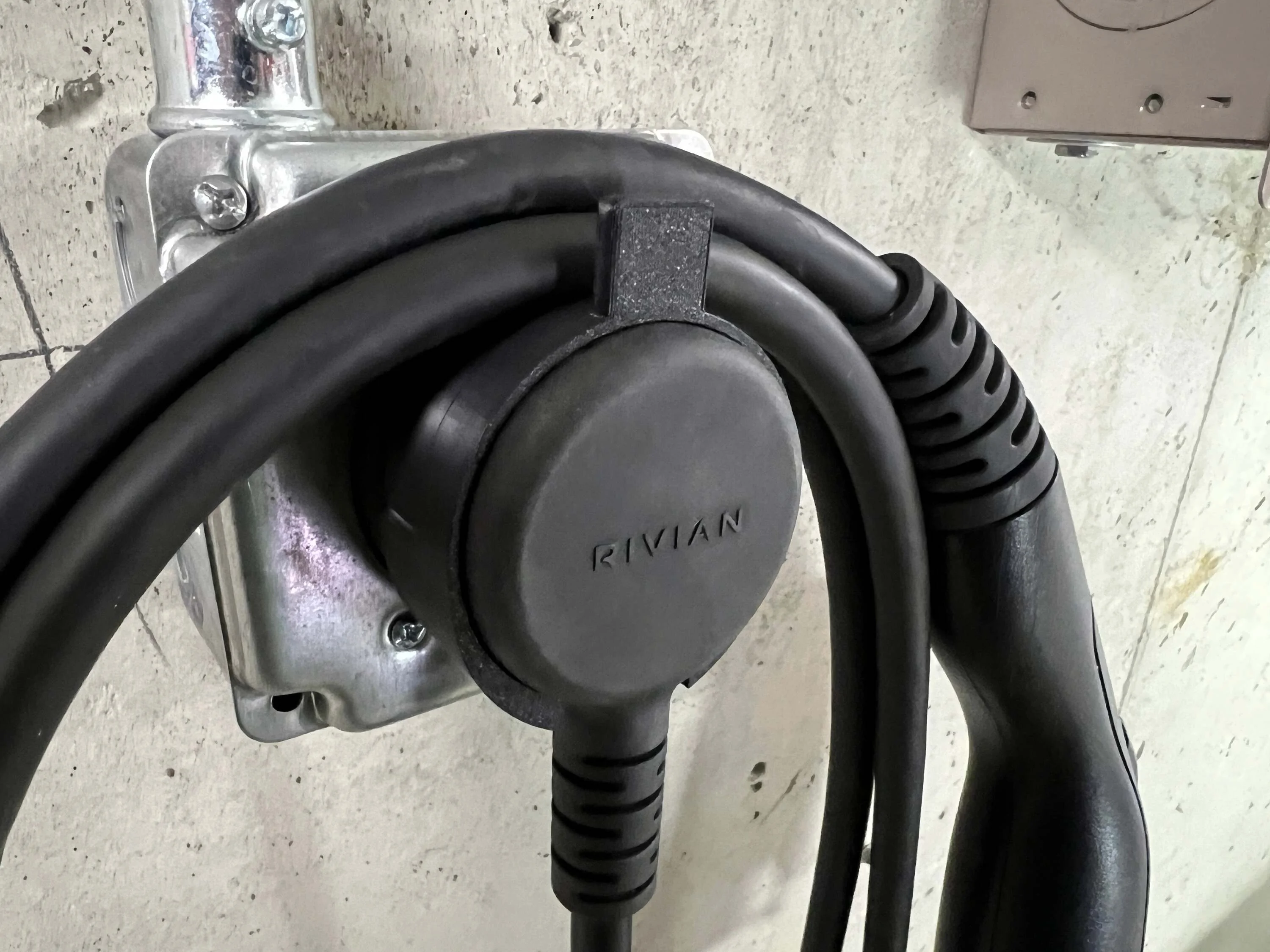Rivian R1T R1S NEW - OpenSource EV Parts Rivian Mobile Charger Cable Hook IMG_1899