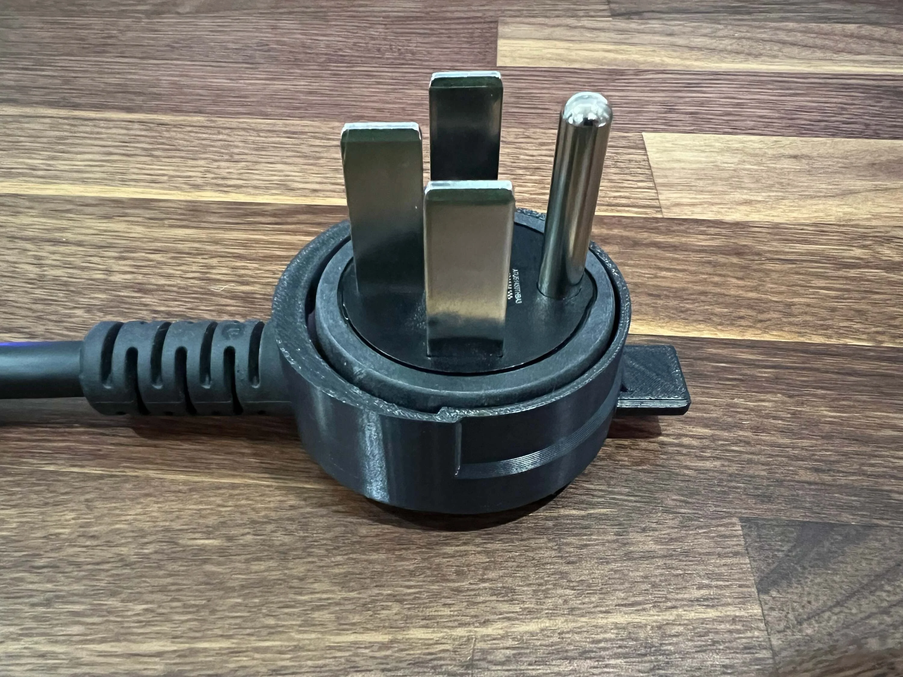 Rivian R1T R1S NEW - OpenSource EV Parts Rivian Mobile Charger Cable Hook IMG_1894