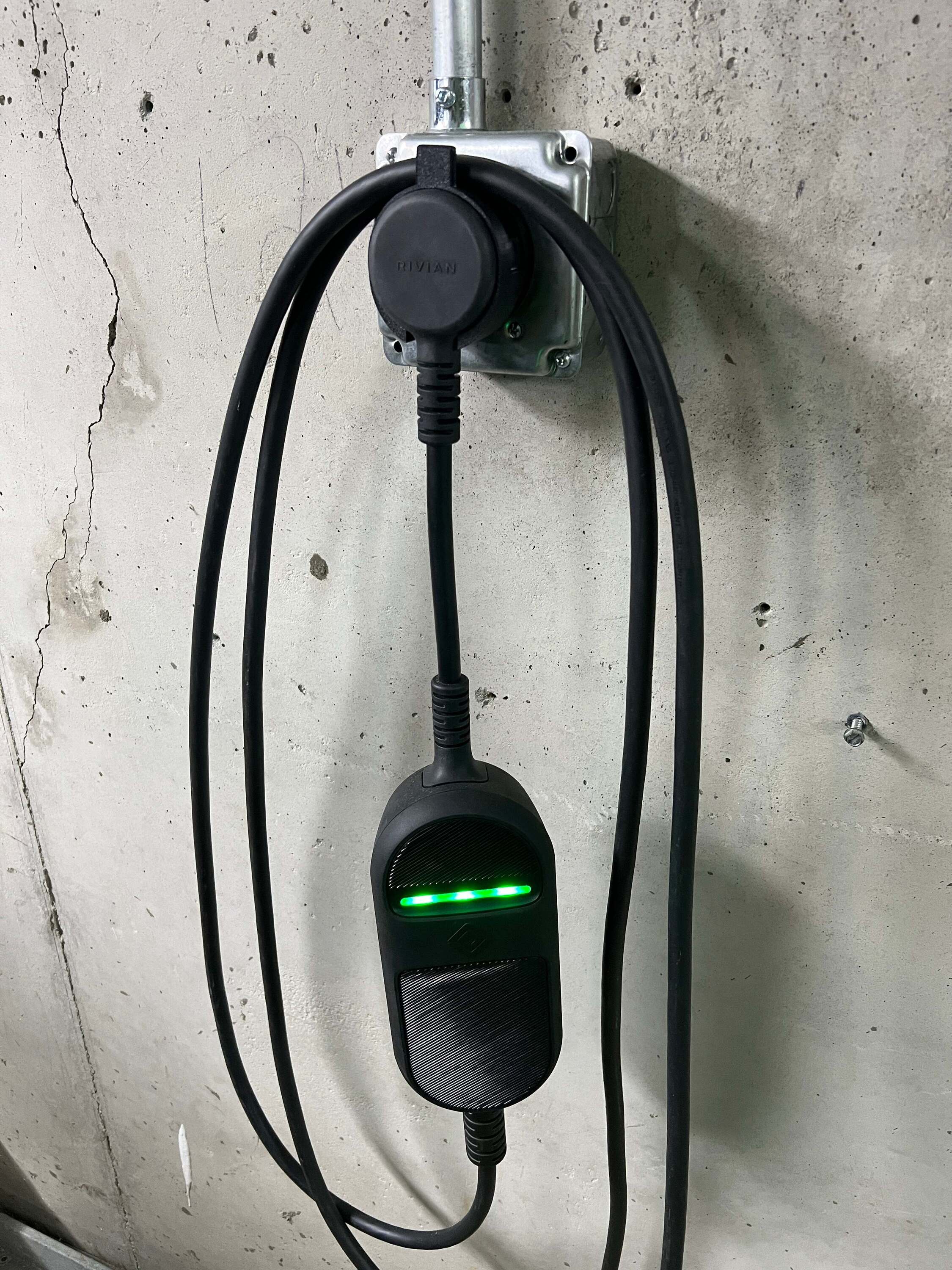 Rivian R1T R1S NEW - OpenSource EV Parts Rivian Mobile Charger Cable Hook IMG_1900