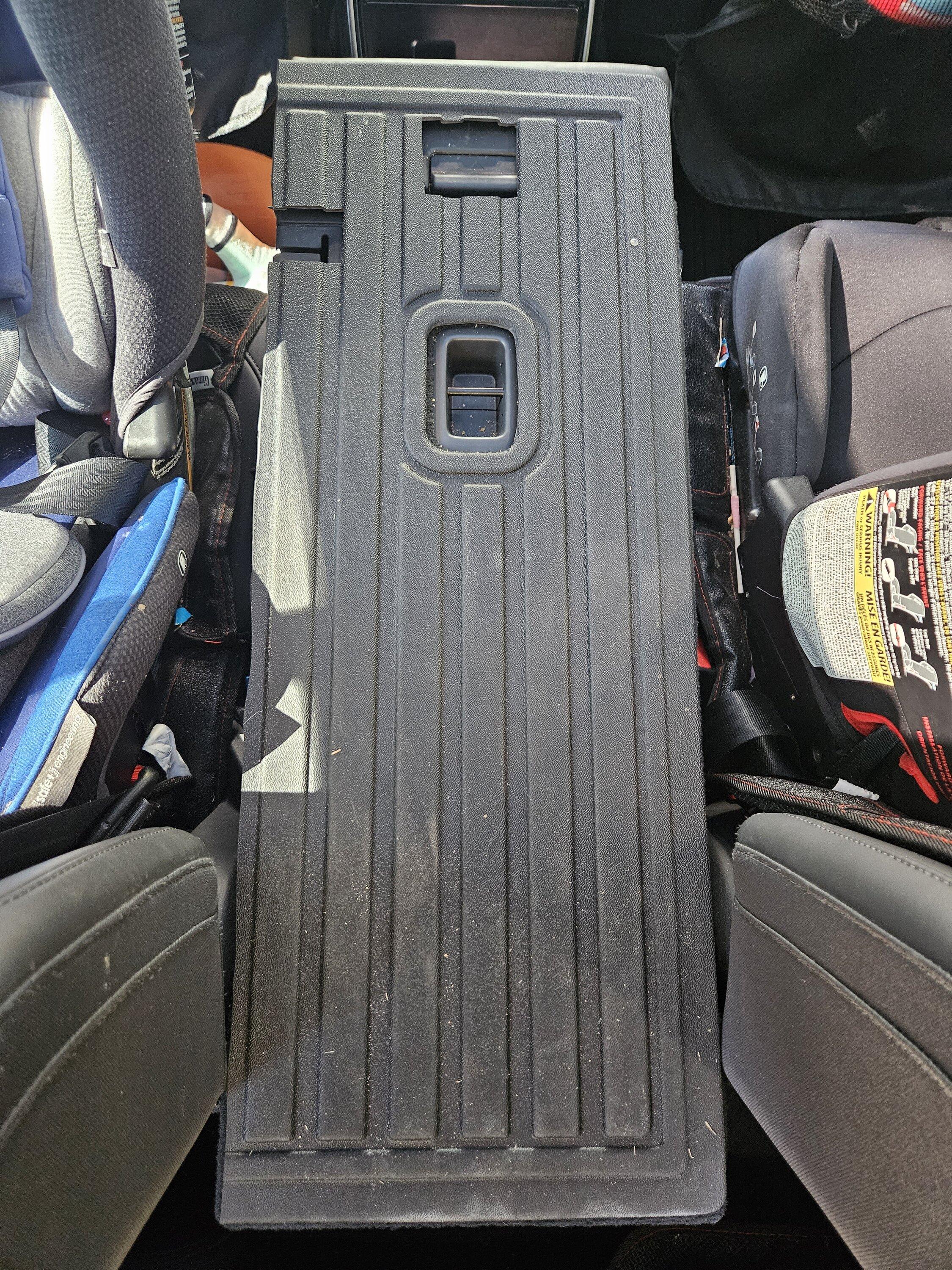 Rivian R1T R1S LinerX Floormats (All Three Rows) & Cargomat Liners (R1S/R1T) 20231007_150928