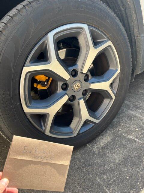Rivian R1T R1S 21" wheels as spares IMG_0627