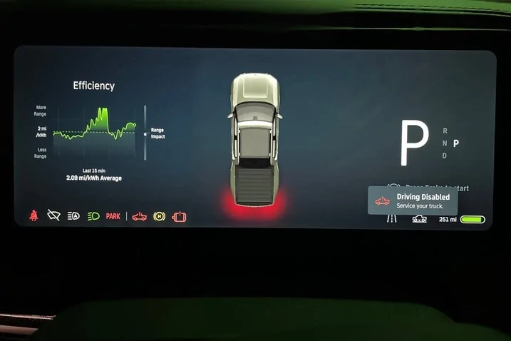 Rivian R1T R1S [Edmunds] Our Long-Term 2022 Rivian R1T Quits Without Warning 2022_rivian_r1t_dashboard_717