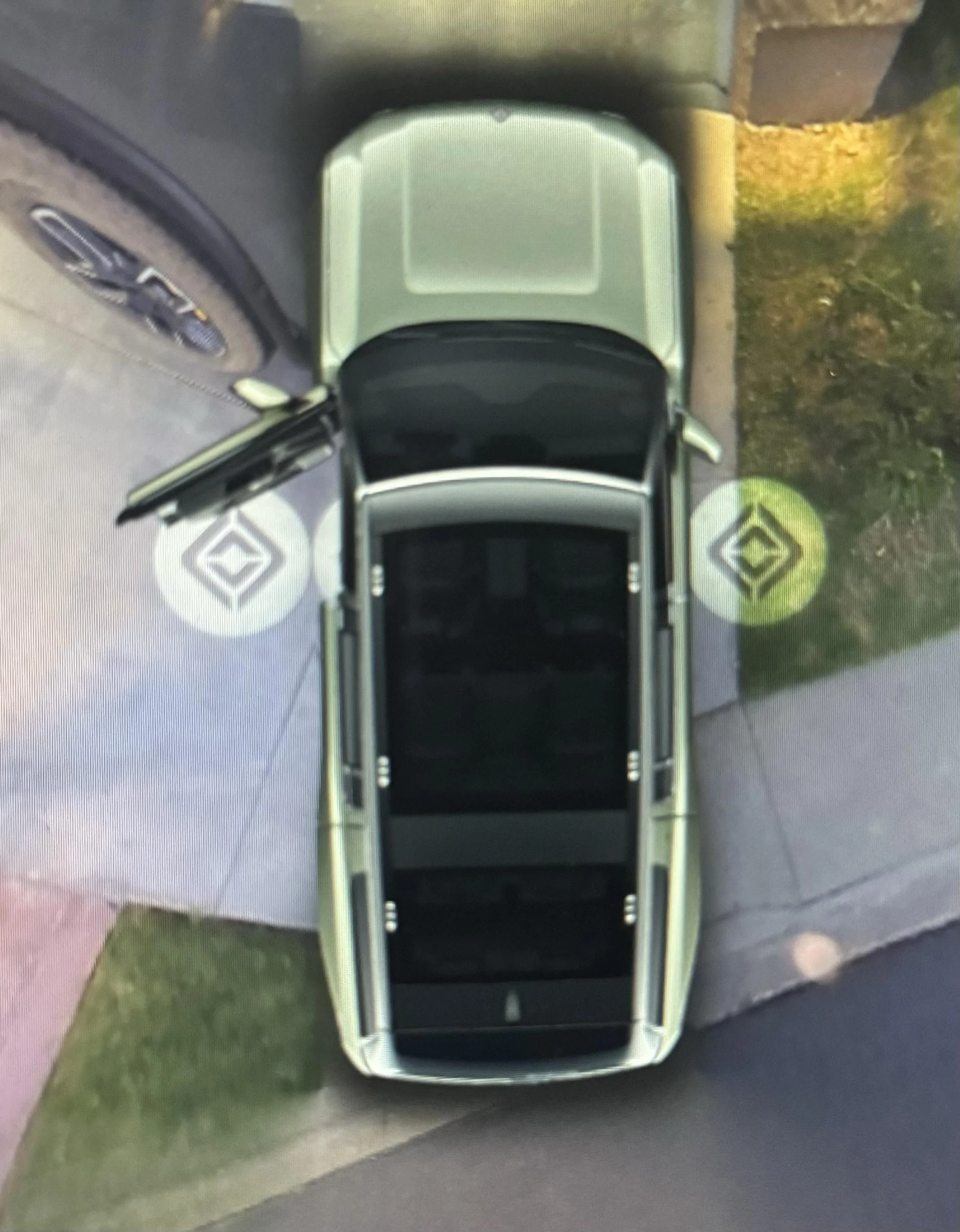 Rivian R1T R1S Puddle lights with compass logo virtual in 360° view? IMG_3141