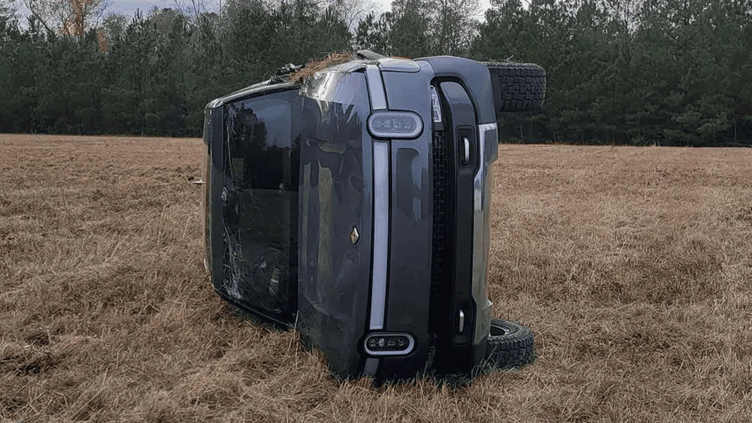 Rivian R1T R1S Best Way to Change a Tire Offroad? 1697125031575