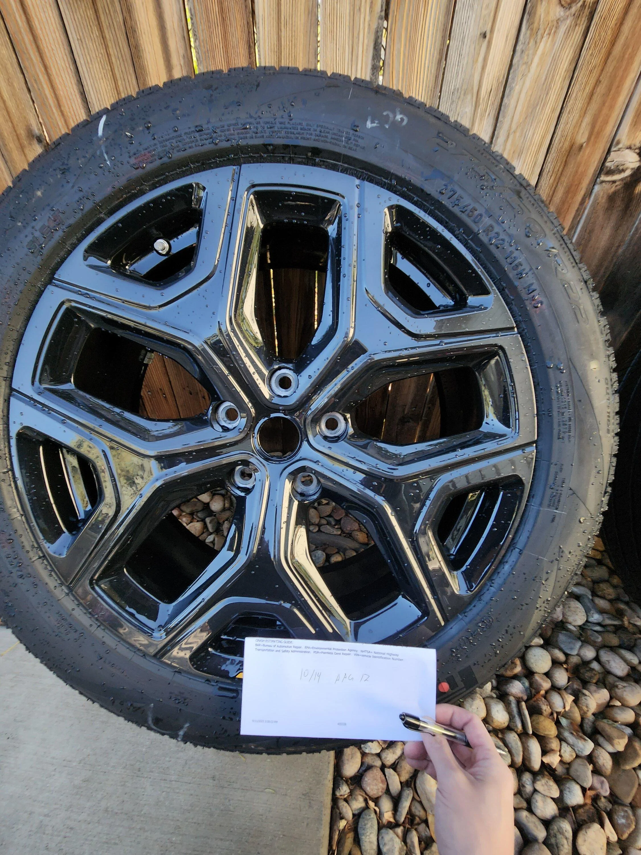 Rivian R1T R1S FS 22's OR WTT 22's blacks for 20's 20231014_103043