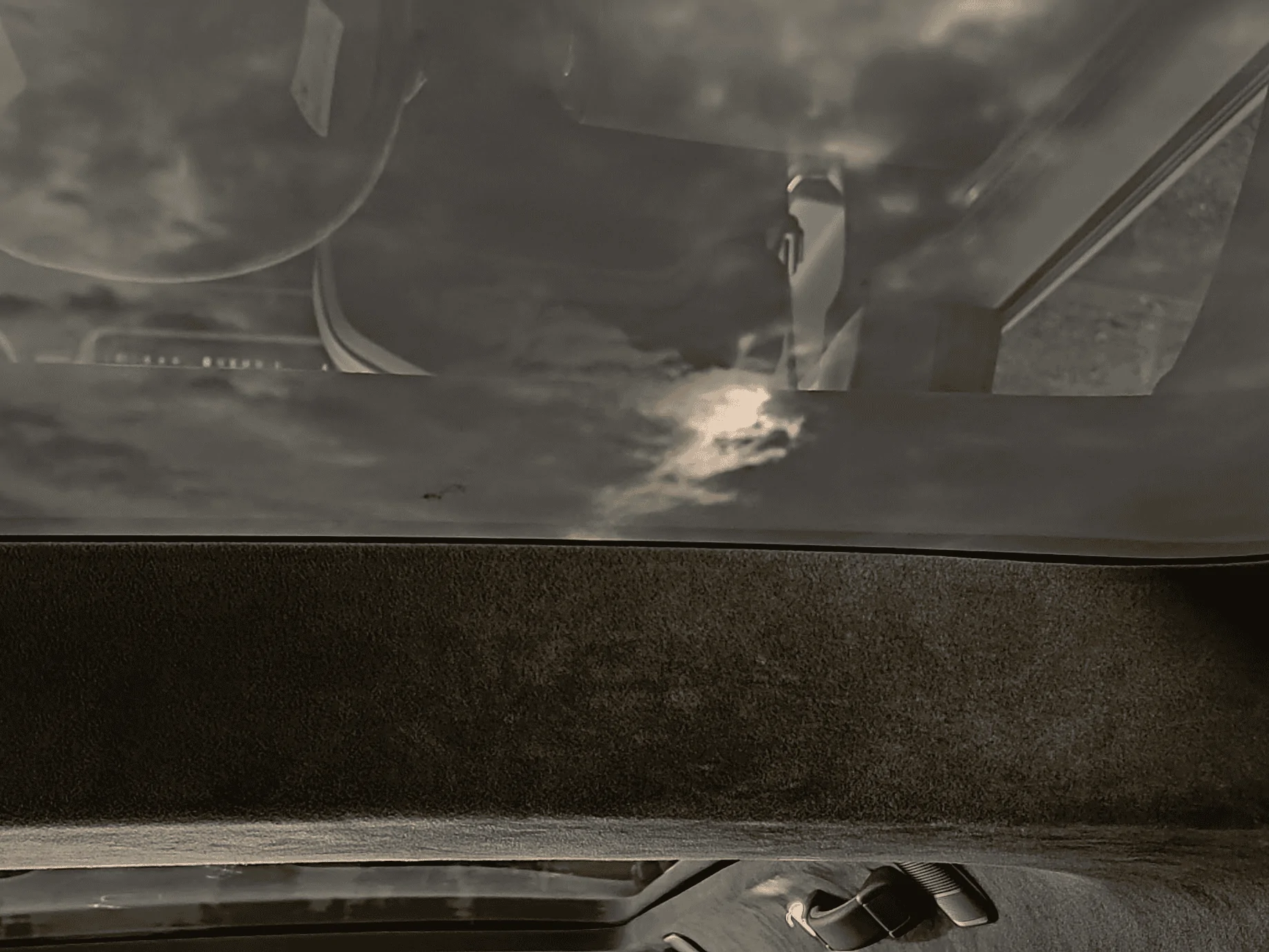 Rivian R1T R1S Safe to watch eclipse through sunroof? 1697350096788