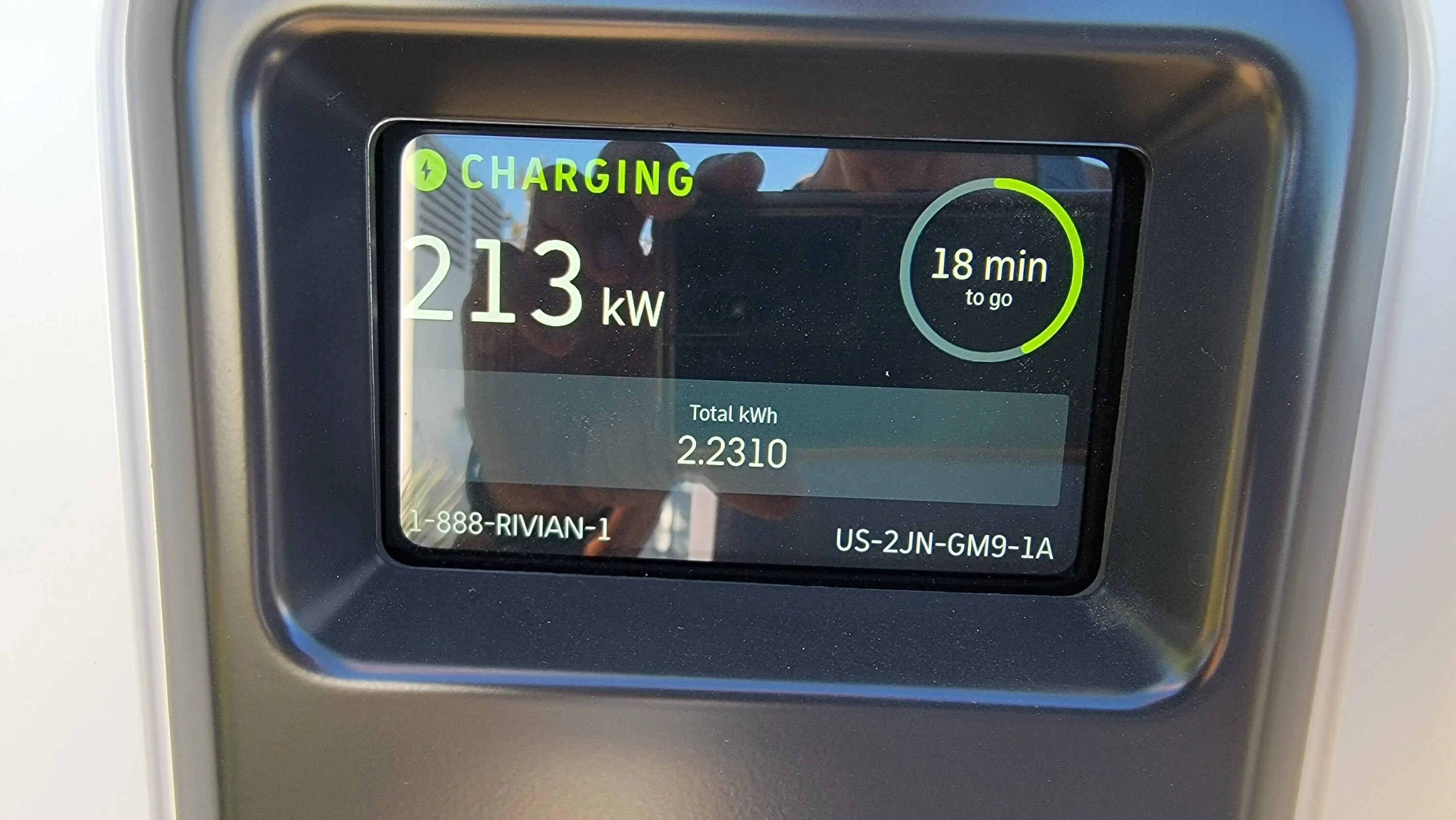Rivian R1T R1S RAN in Las Vegas is great! Quick charge to reach Barstow RAN - Higher MPH or Lower MPH?? 20231015_152348