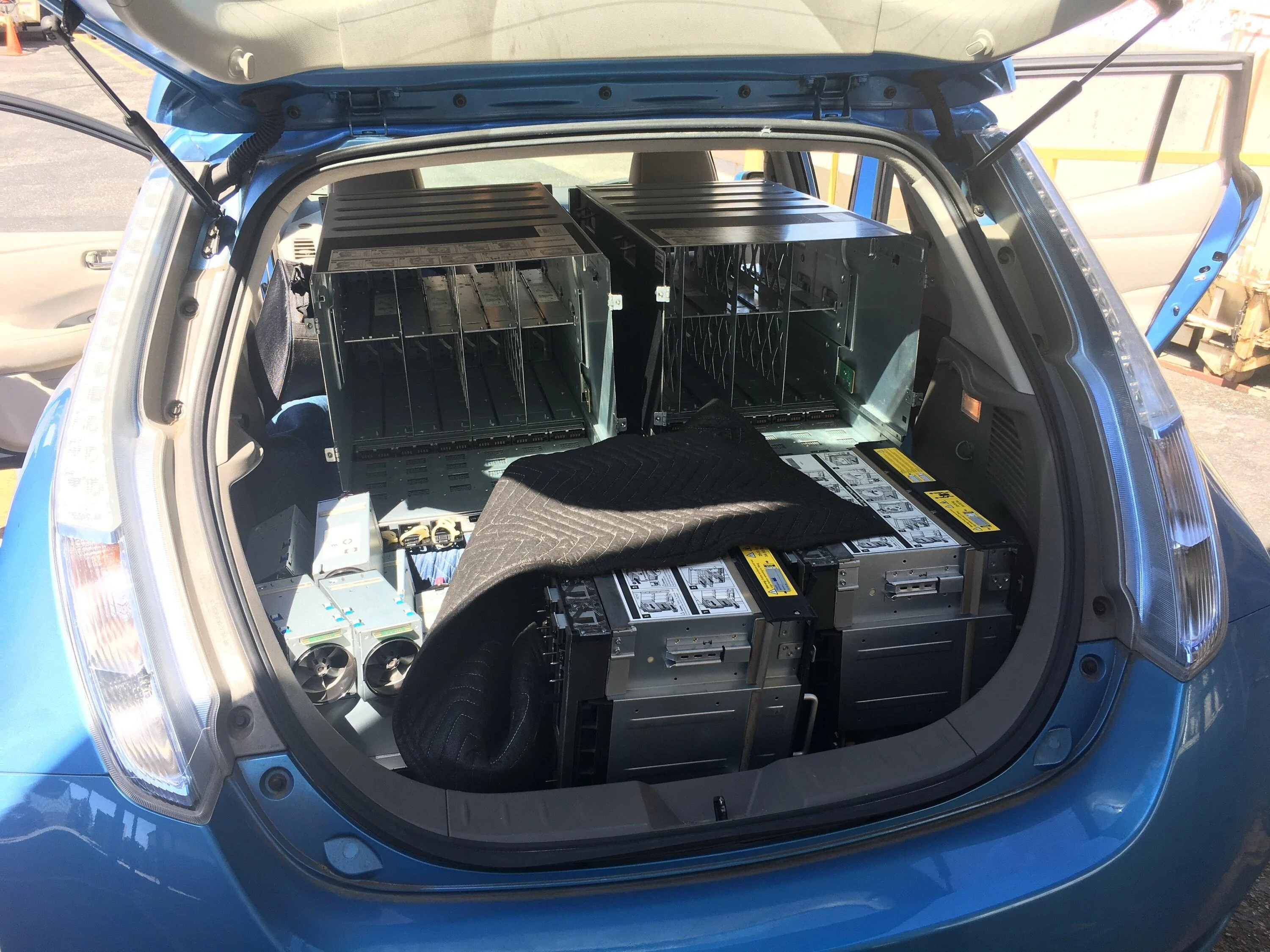 Rivian R1T R1S Truck Stuff - B Grade IMG_6792_Original