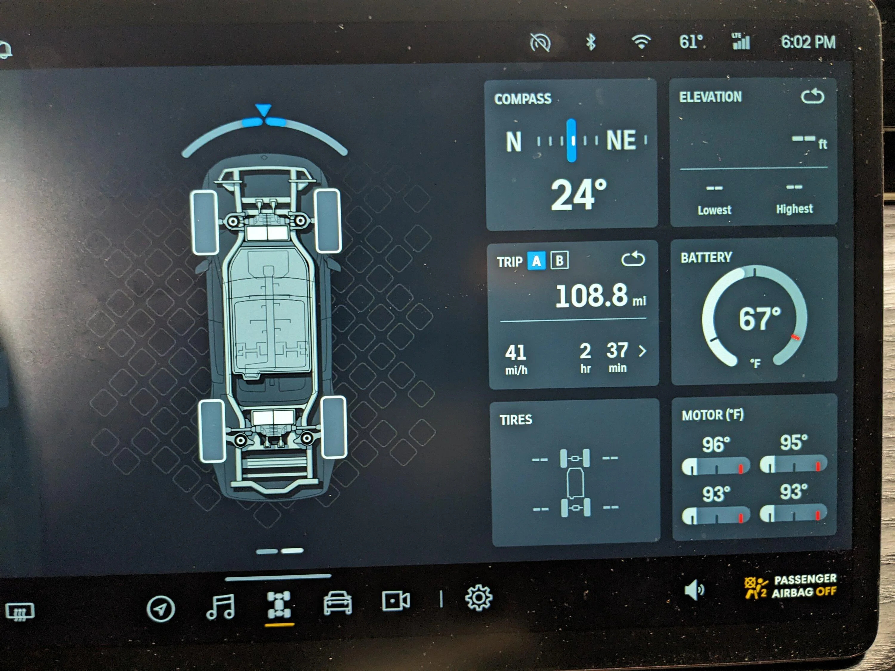 Rivian R1T R1S OTA Update 2023.38.0 - Early Look! Drive Mode & Towing Experience Changes PXL_20231017_010240348