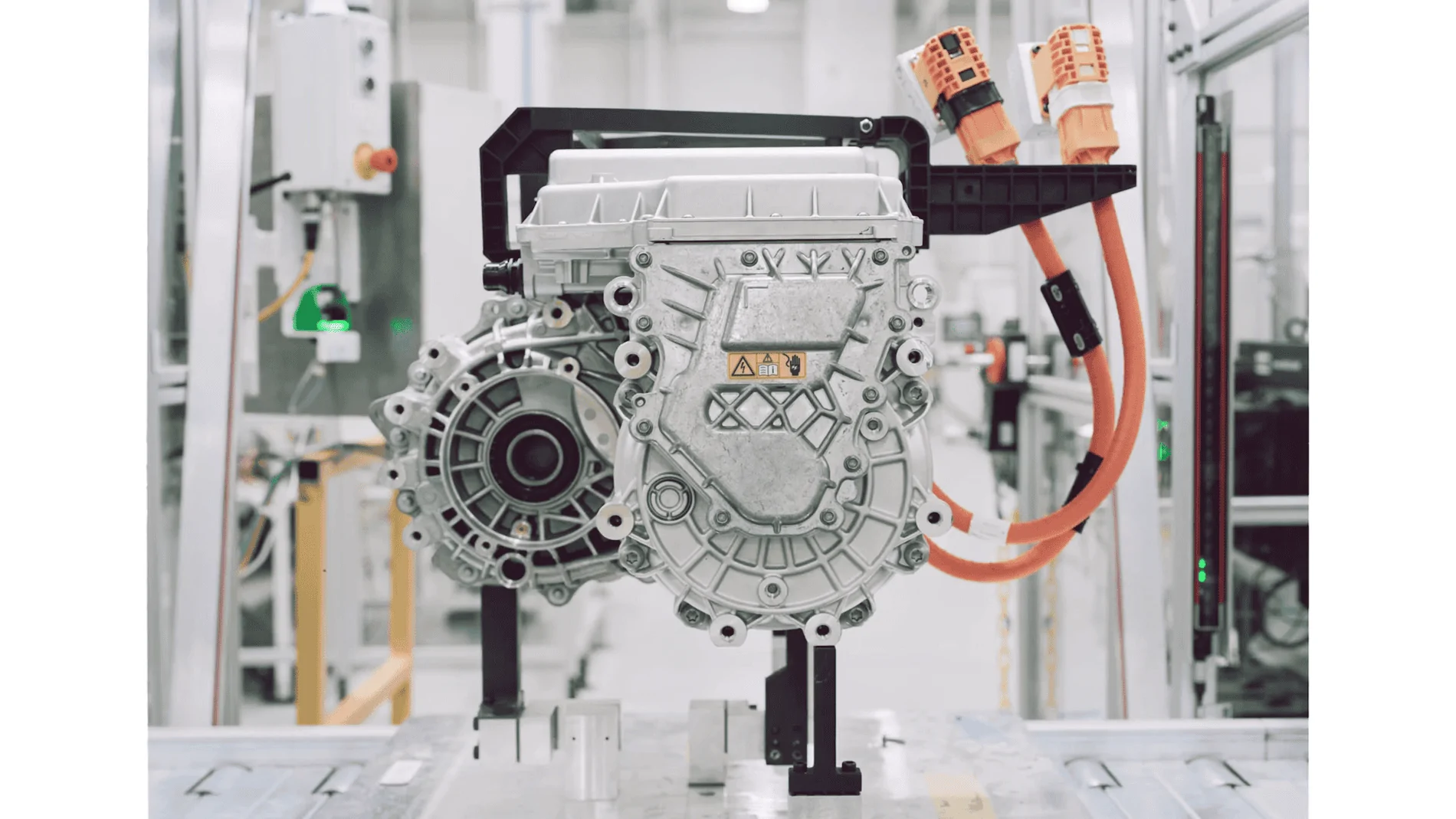Rivian R1T R1S New video "Let's Just Drive" & official letter from RJ provides huge update! vlcsnap-2021-08-22-01h03m12s908