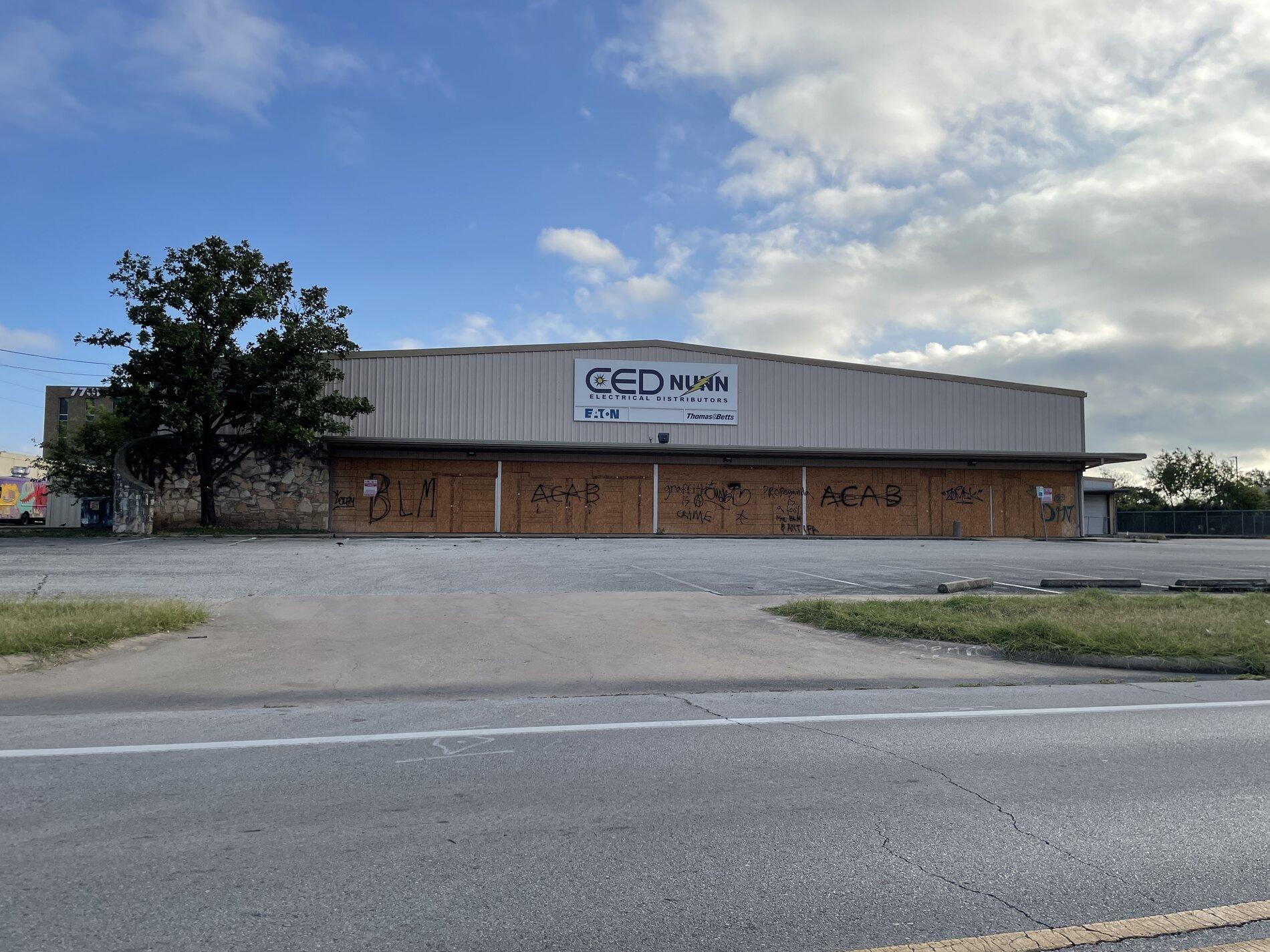 Rivian R1T R1S Rivian Service Centers / Retail Locations List / Other Facilities (Pics & Updates) 61A10E95-9AB5-4DE7-979A-E8F84713241A