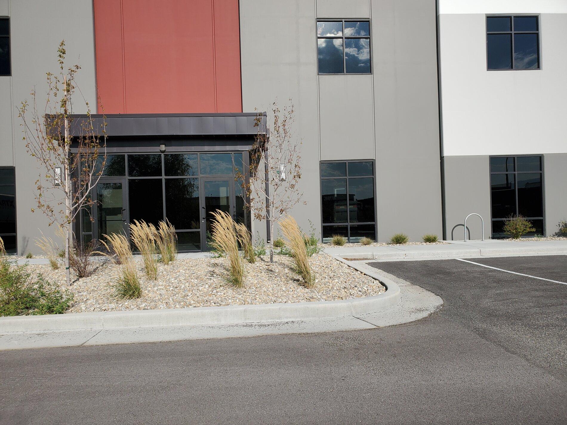 Rivian R1T R1S Rivian Service Centers / Retail Locations List / Other Facilities (Pics & Updates) 20210825_174332