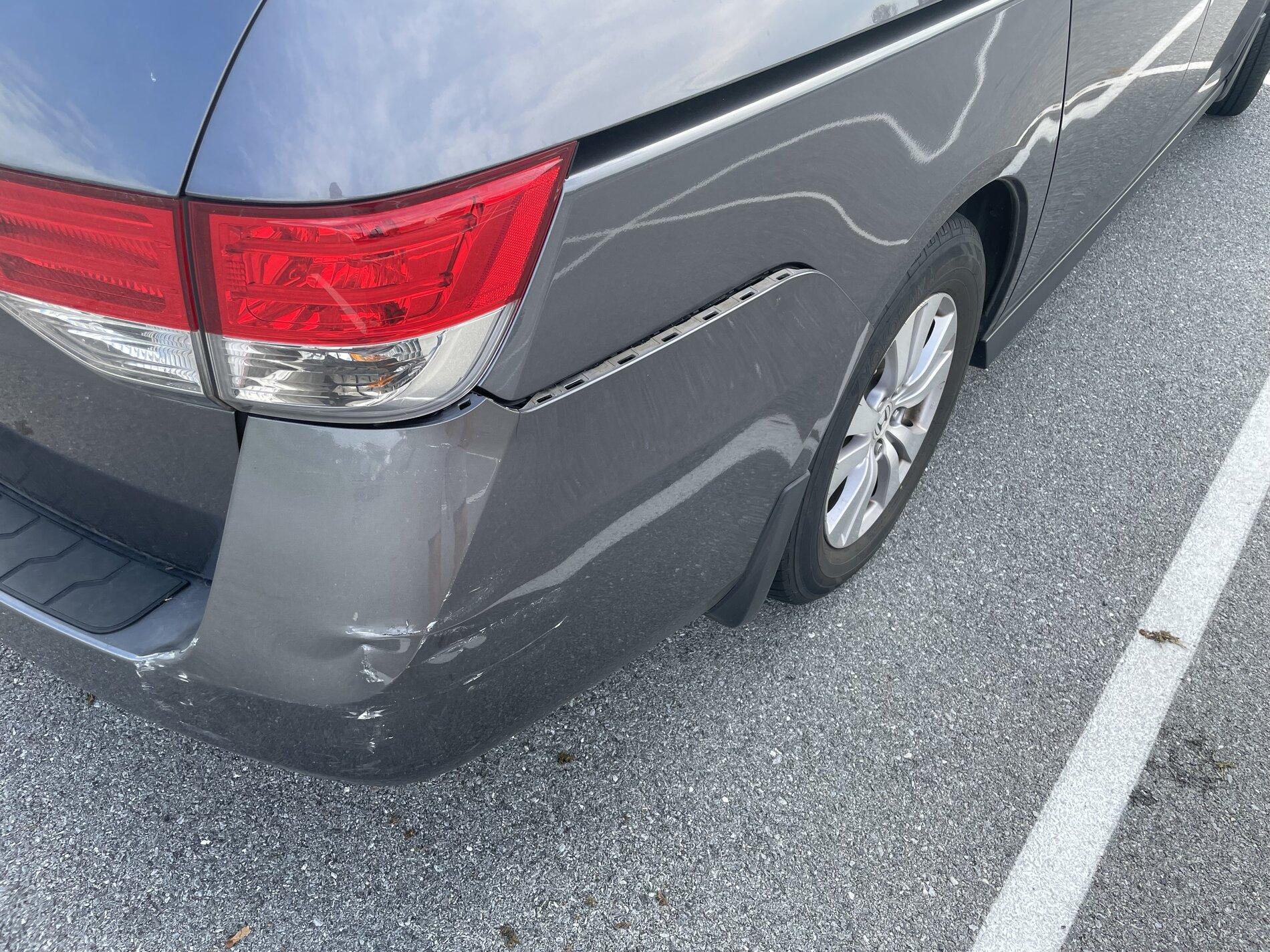 Rivian R1T R1S dealerships refusing outside financing 1629991347624