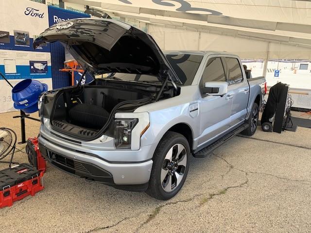 Rivian R1T R1S Ford Lightning EV Tour event 12