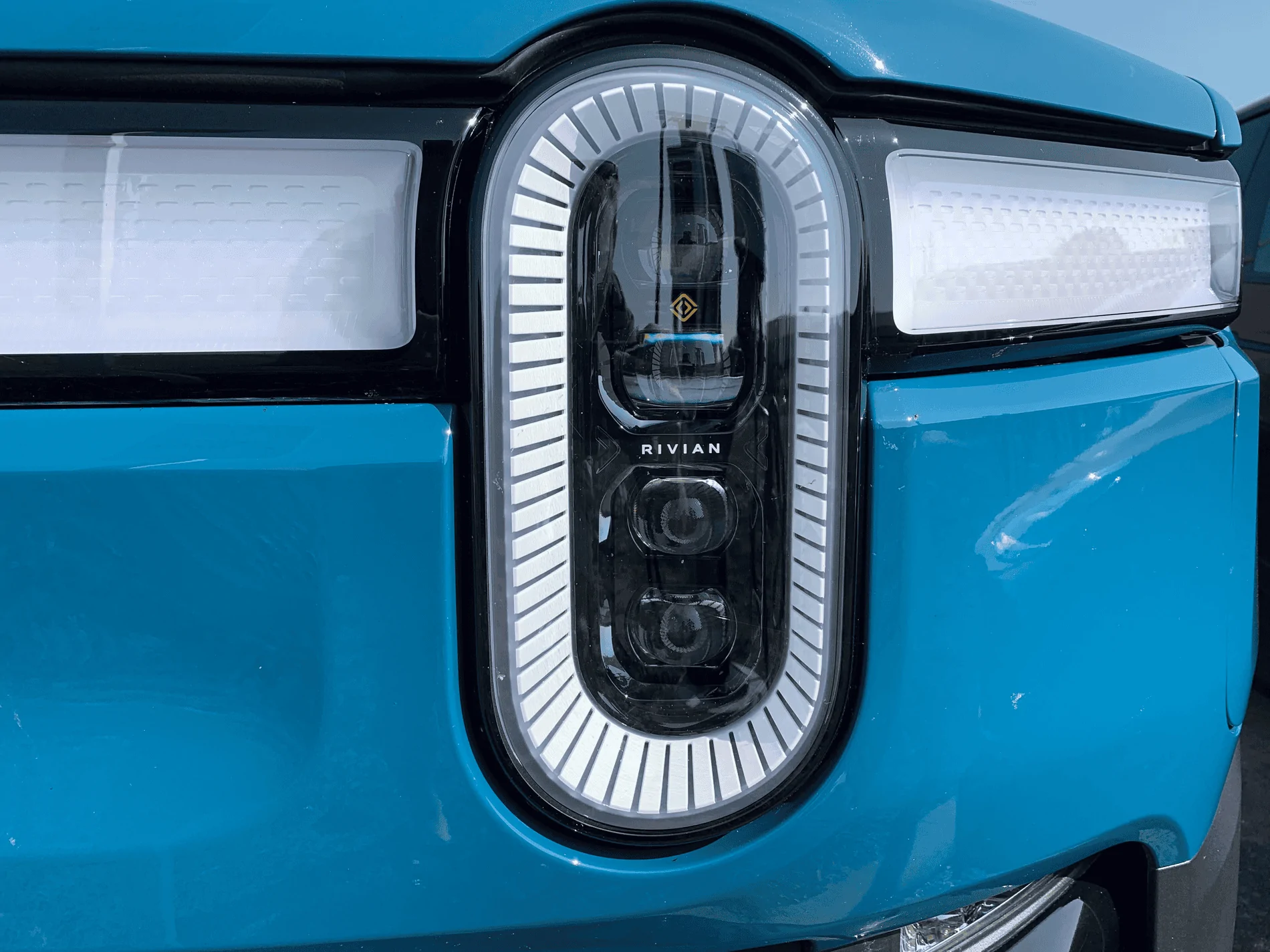 Rivian R1T R1S Real Rivian Photos & Videos 57picnv345k71