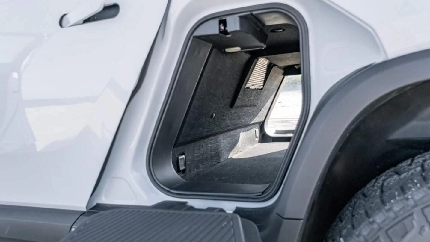 Rivian R1T R1S Motor Trend Review: The 2022 Rivian R1T Is the Most Remarkable Pickup We’ve Ever Driven SmartSelect_20210831-133546_Facebook