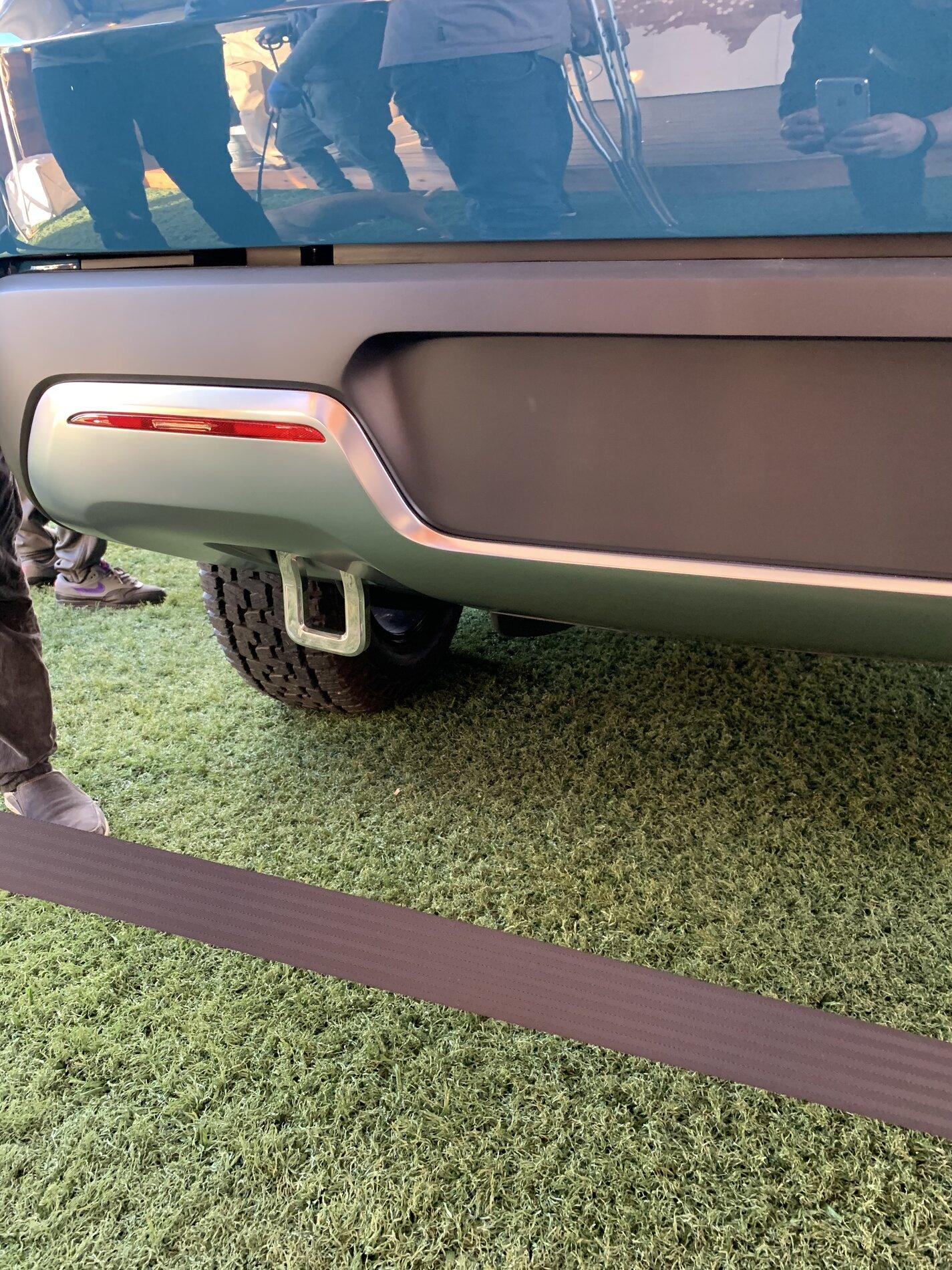 Rivian R1T R1S Off-Road Upgrade or Not? 1630643970978