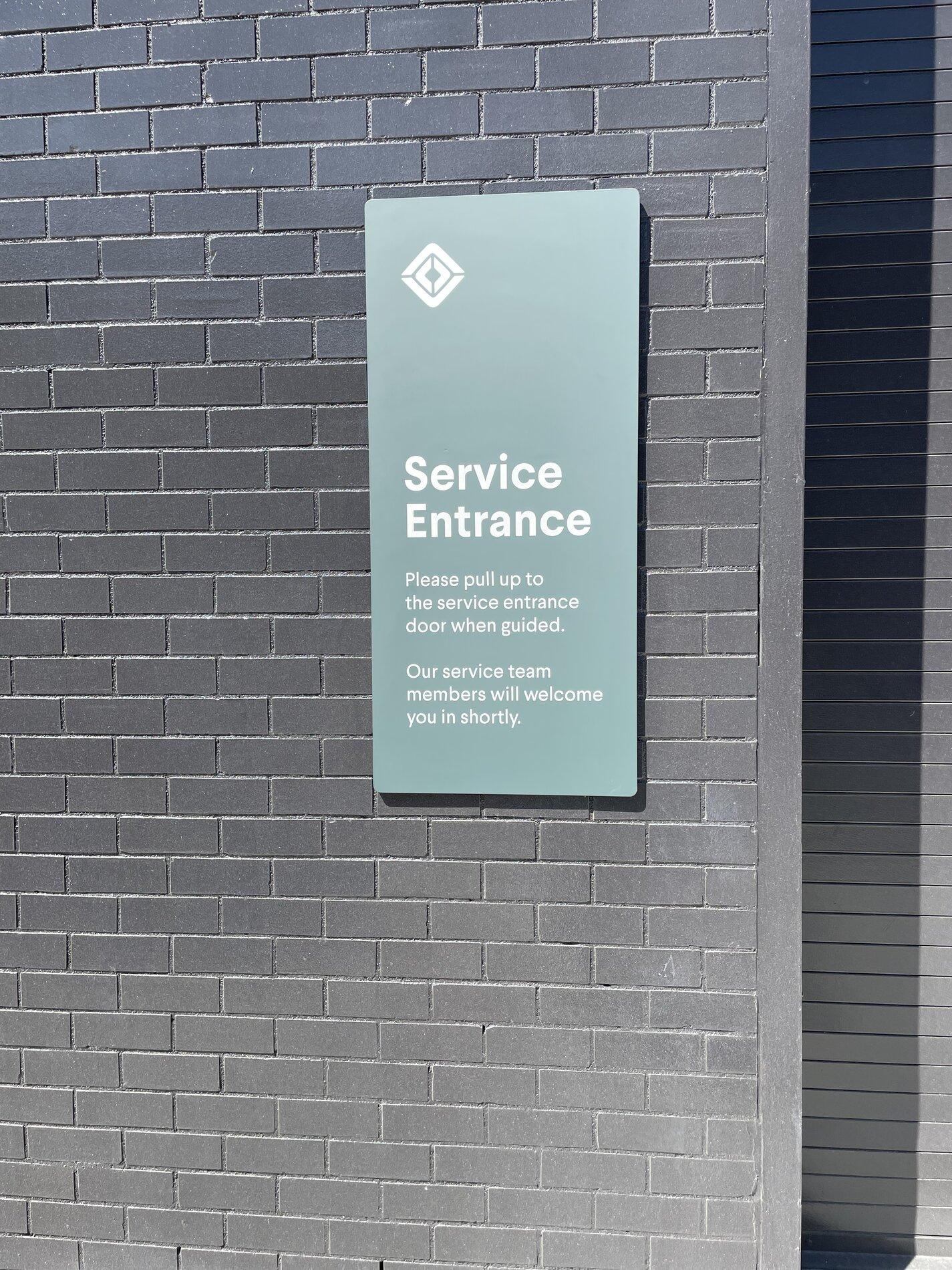 Rivian R1T R1S Brooklyn Rivian Service Center Sighting 7BAE208B-44F9-4C88-AF16-8863AA237180