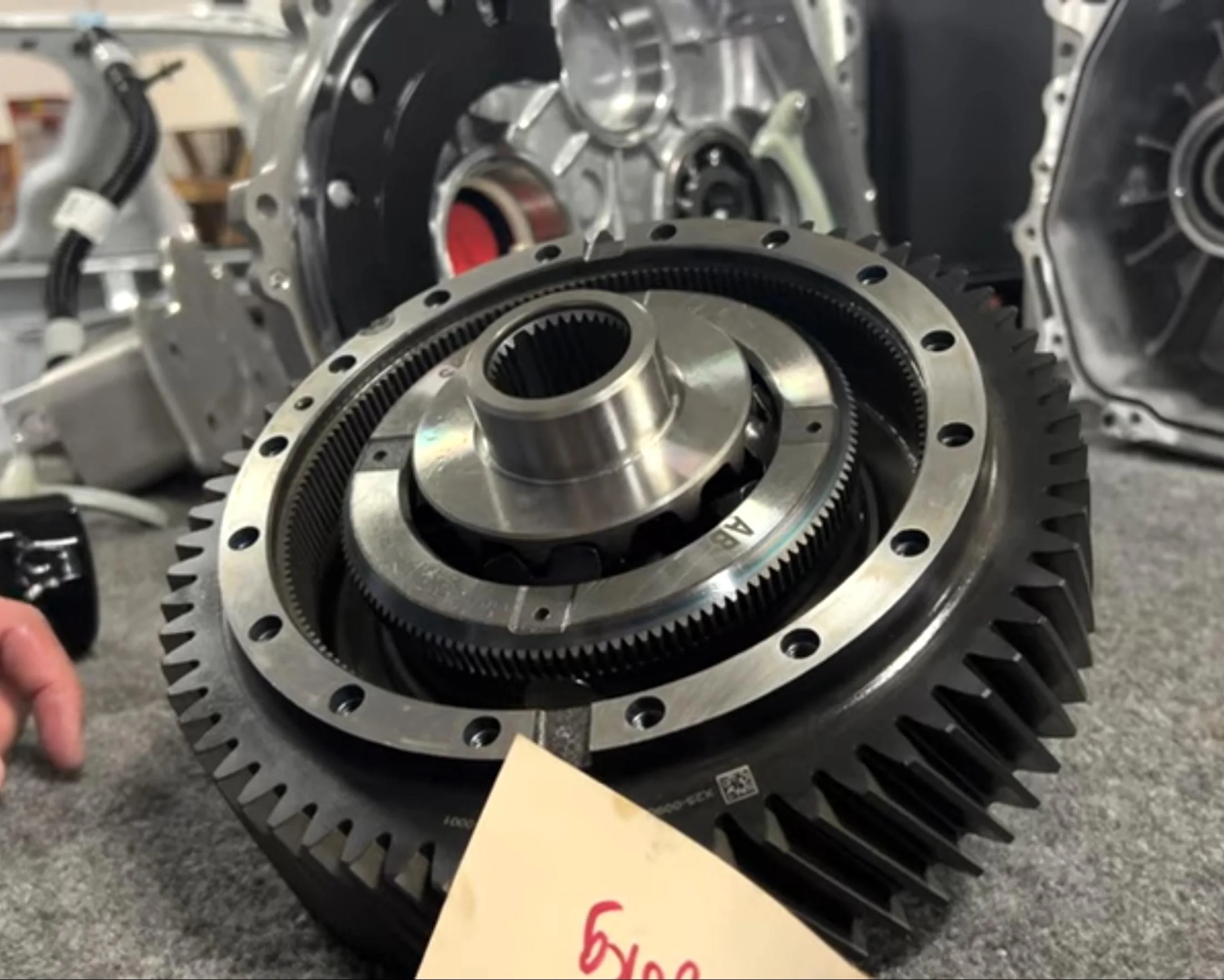 Rivian R1T R1S Quad motor vs locking diff 2023-08-30 21.59.16