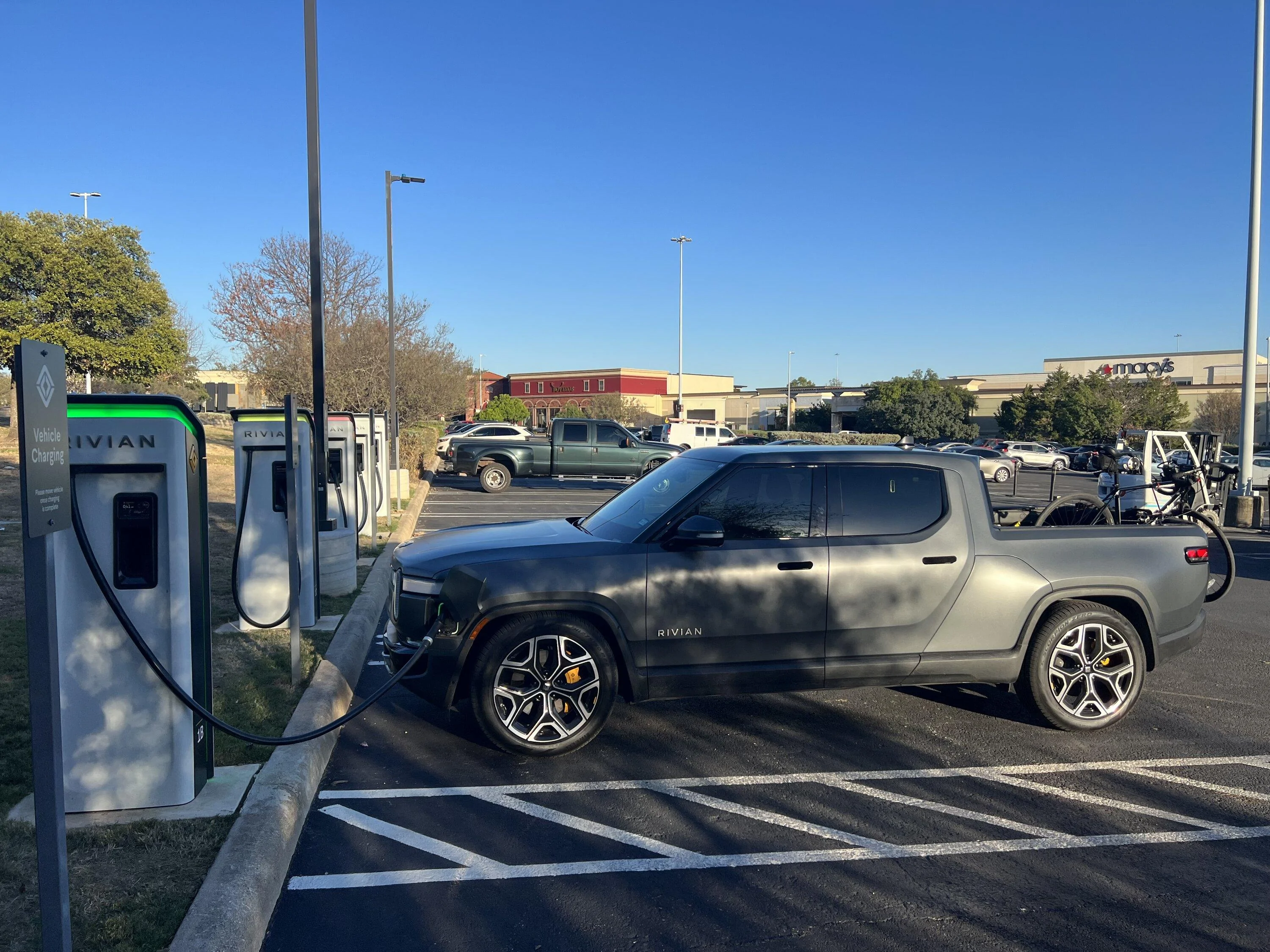 Rivian R1T R1S RAN Rivian charging station now live in San Antonio @ La Cantera IMG_8707