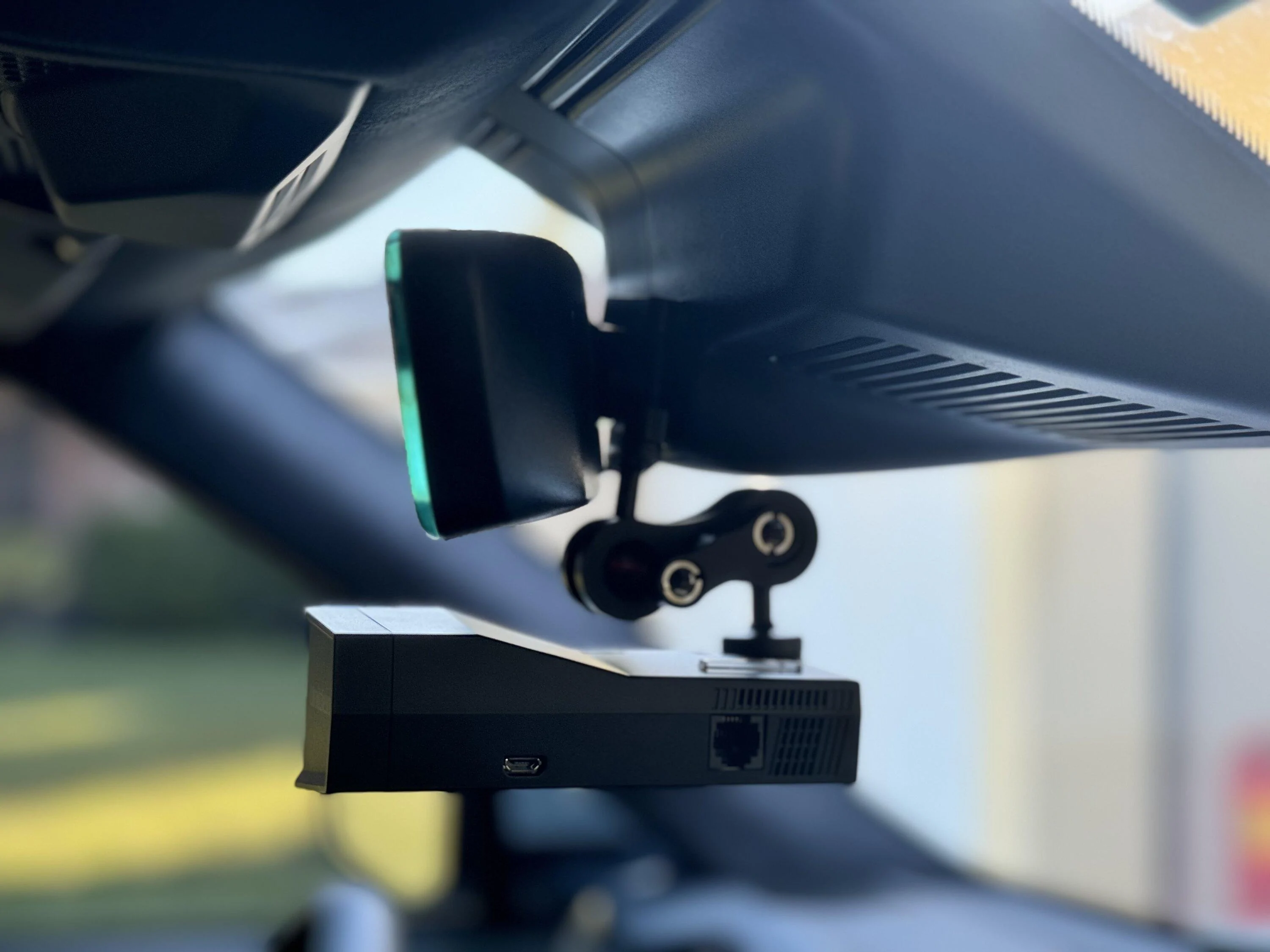 Rivian R1T R1S Radar Detector hardwire, who has done it? IMG_0100