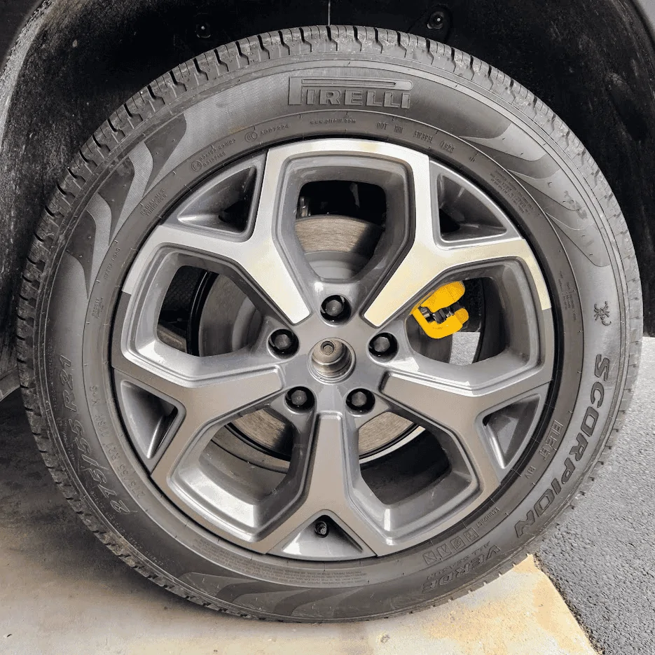 Rivian R1T R1S 21” Wheel Blackout 1697807888248