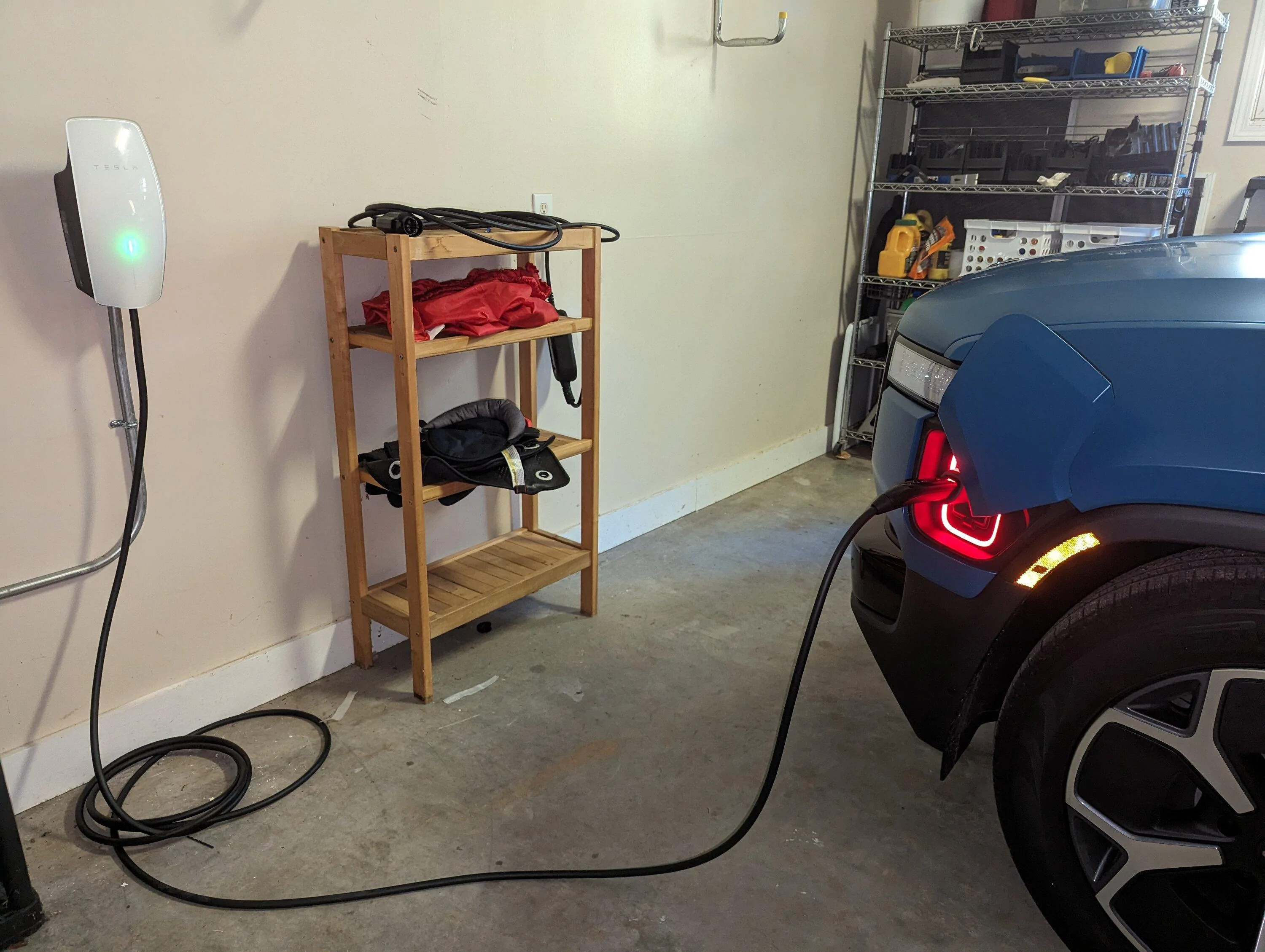 Rivian R1T R1S Woohoo ? Supercharge Magicdock 1000005477