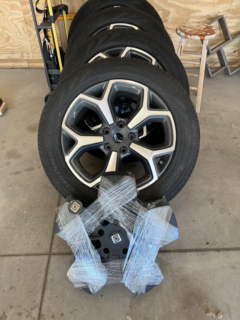 Rivian R1T R1S 21" Road Wheel Set For Sale AC3FBECB-4D42-45A1-8DEC-B66EF80C6ABE_1_105_c