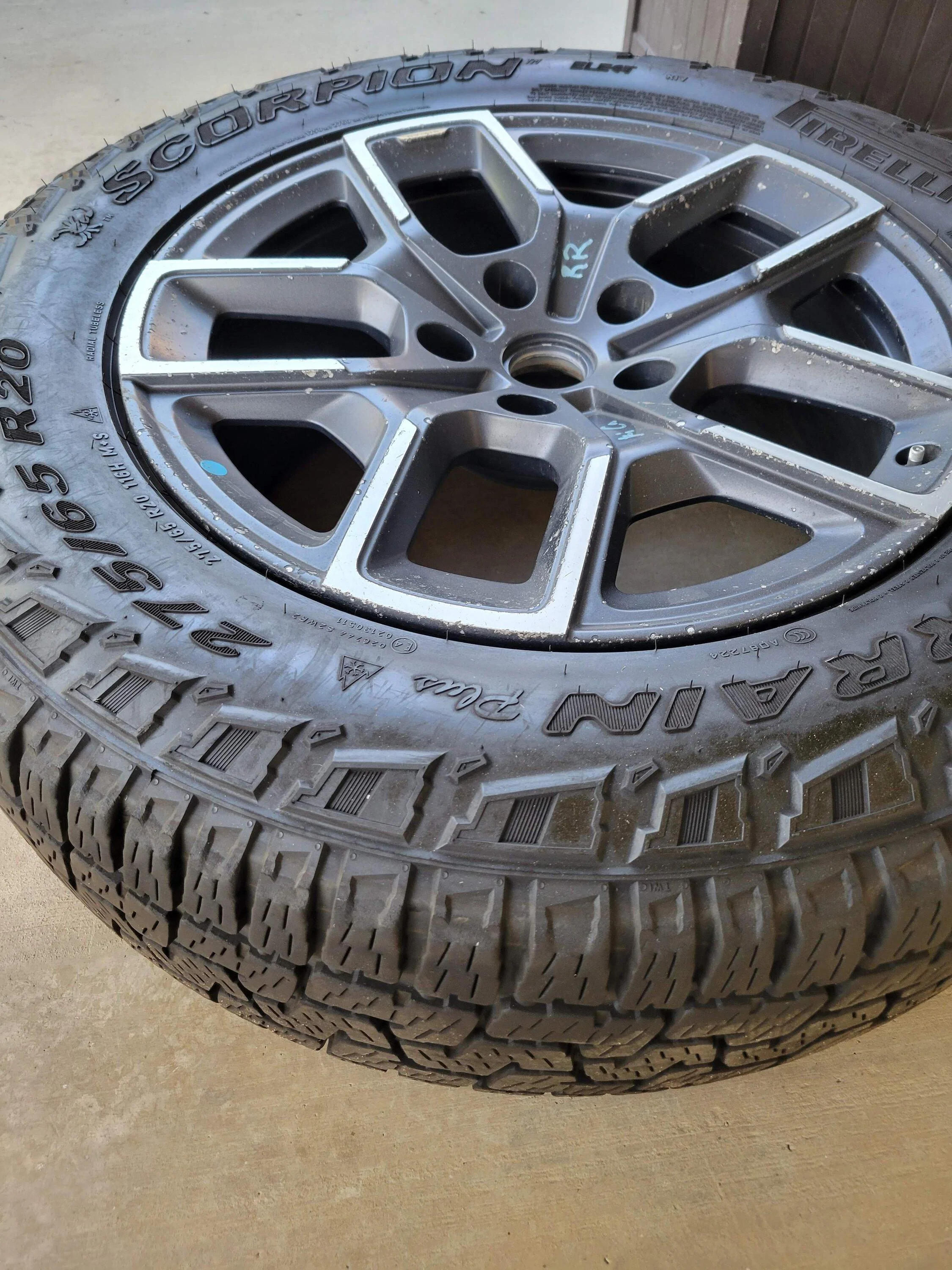 Rivian R1T R1S WTB 20 Wheel and Tire for Spare 20230925_172230