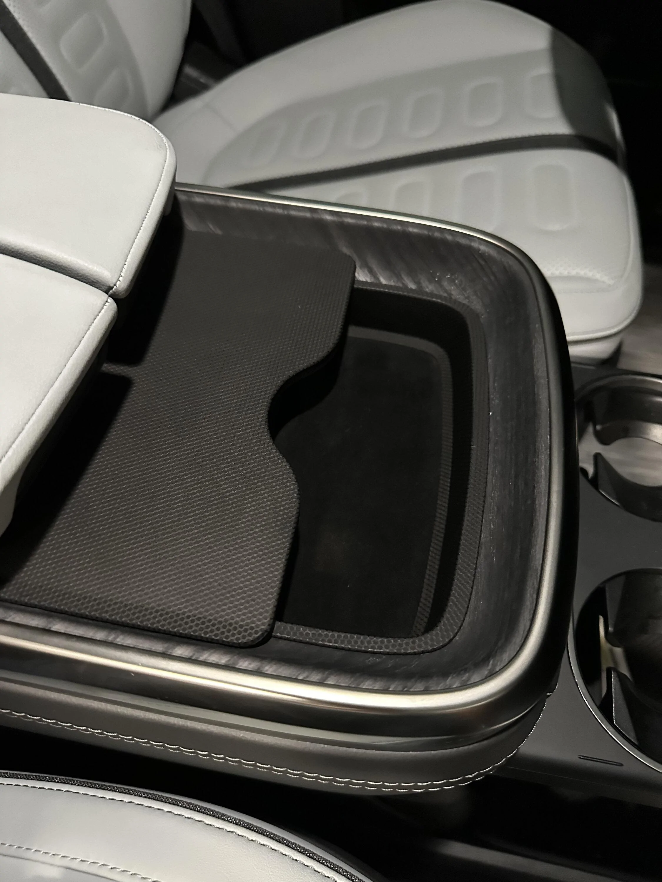 Rivian R1T R1S StowNCharge without lid - feedback / any interest? IMG_2151