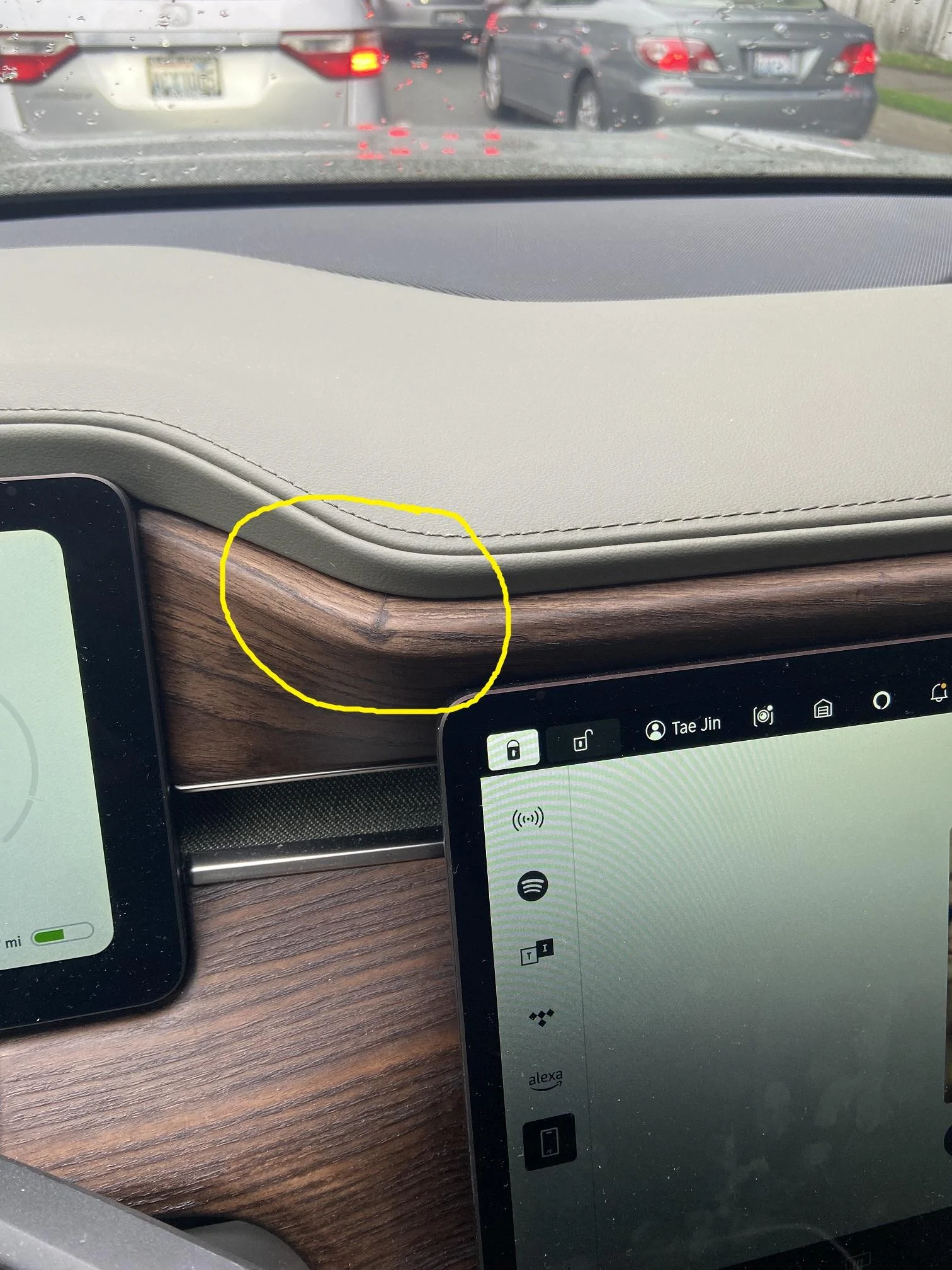 Rivian R1T R1S ATTN Forest Edge interior owners: does your dash look like this? IMG_2008