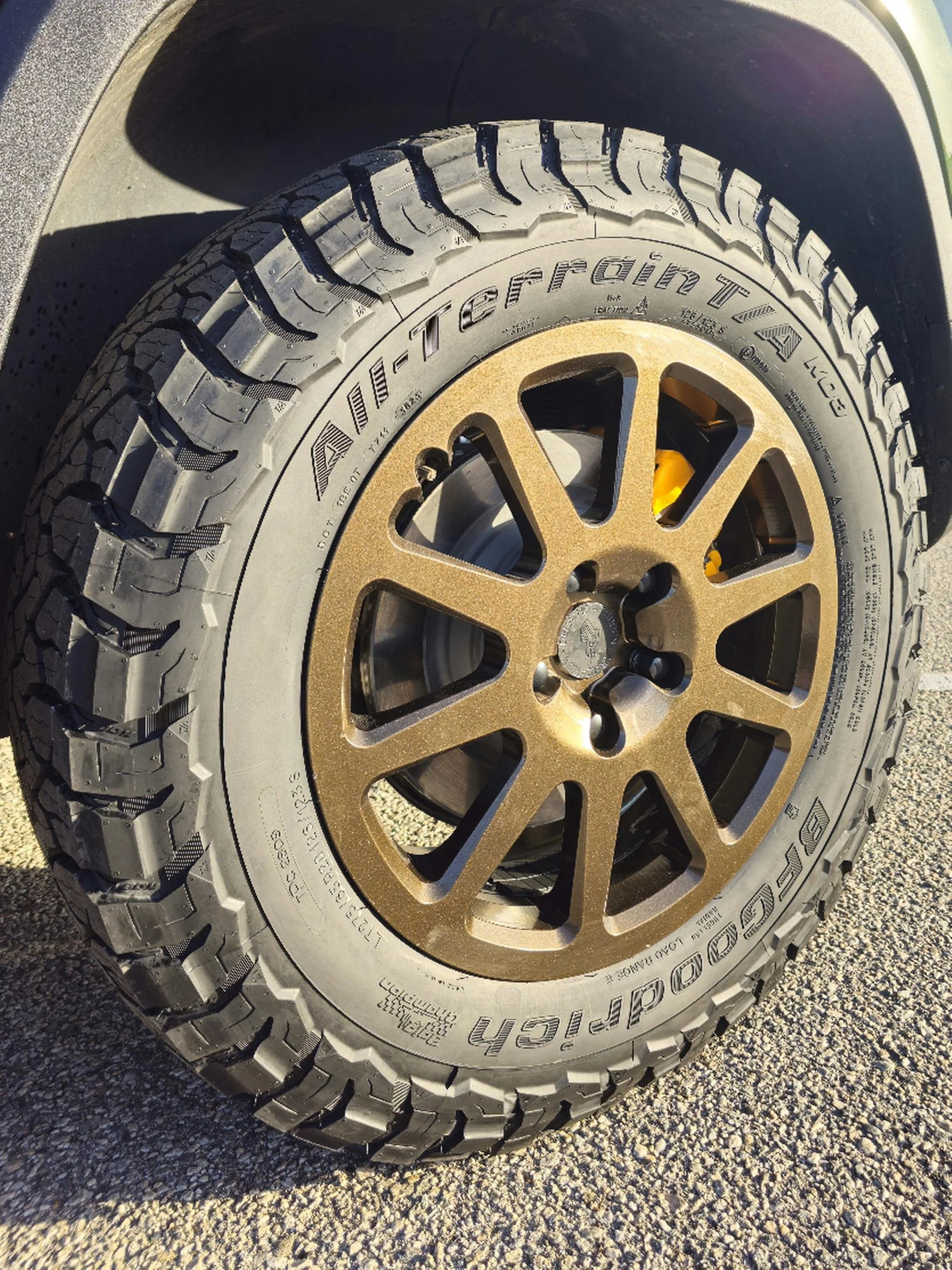 Rivian R1T R1S KO3 tires installed on Rivian R1T! 20231026_231121