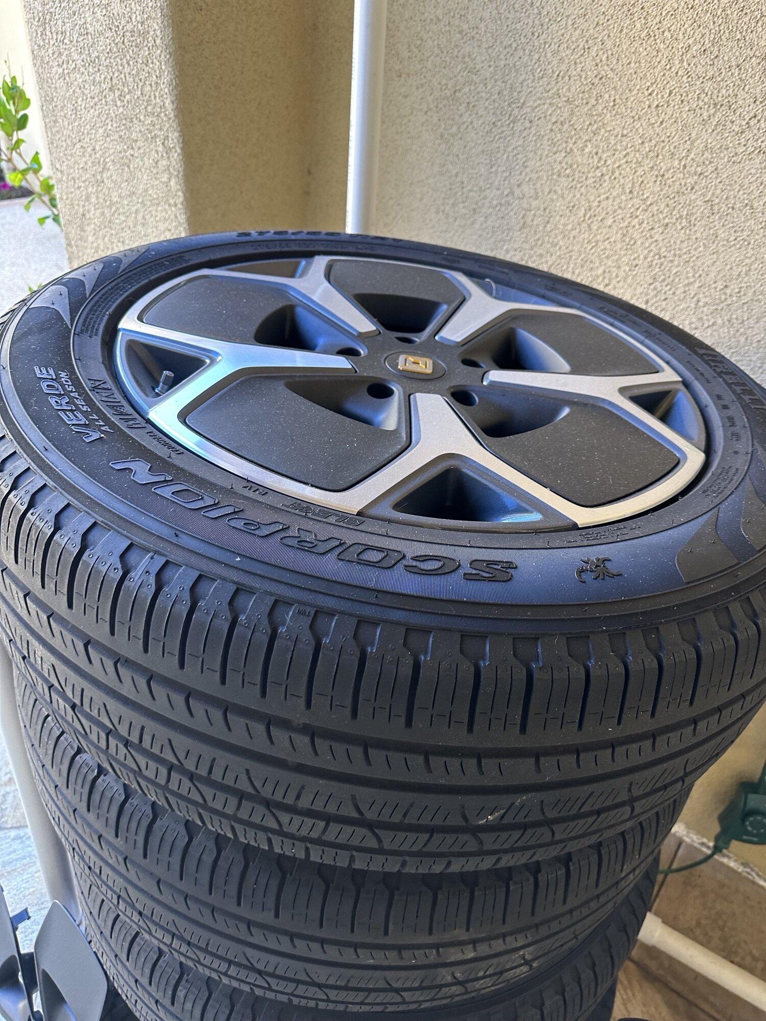 Rivian R1T R1S 21" Wheel set Orange County, CA $1,750 IMG_0669