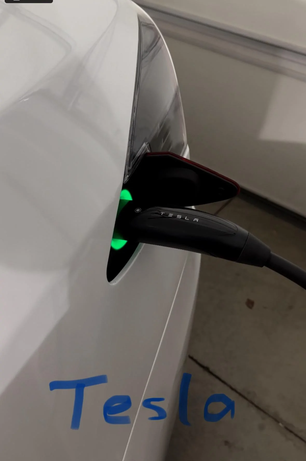 Rivian R1T R1S Tesla Universal Charger review (J1772 and NACS): Best available single charger t