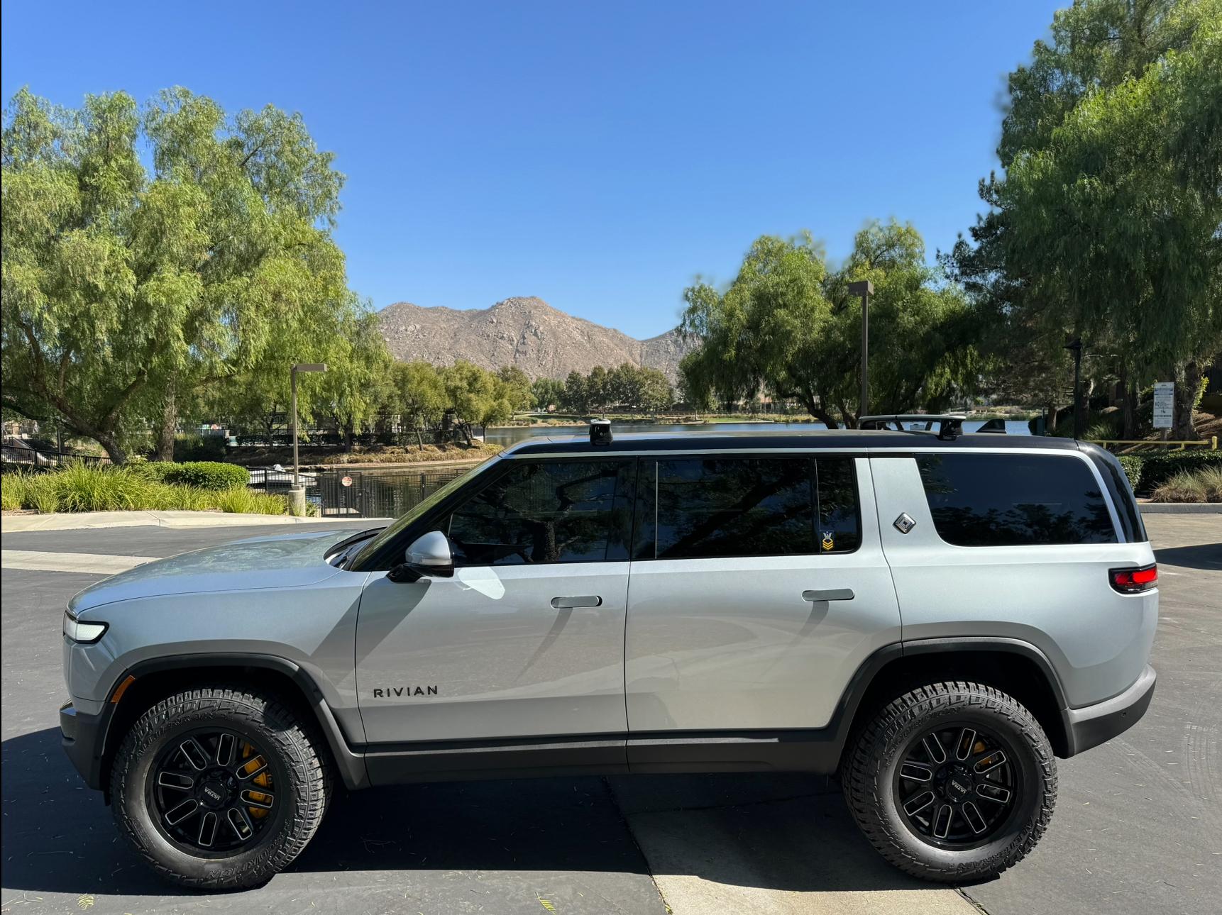 Rivian R1T R1S Looking for compatible wheels for an R1S IMG_0207