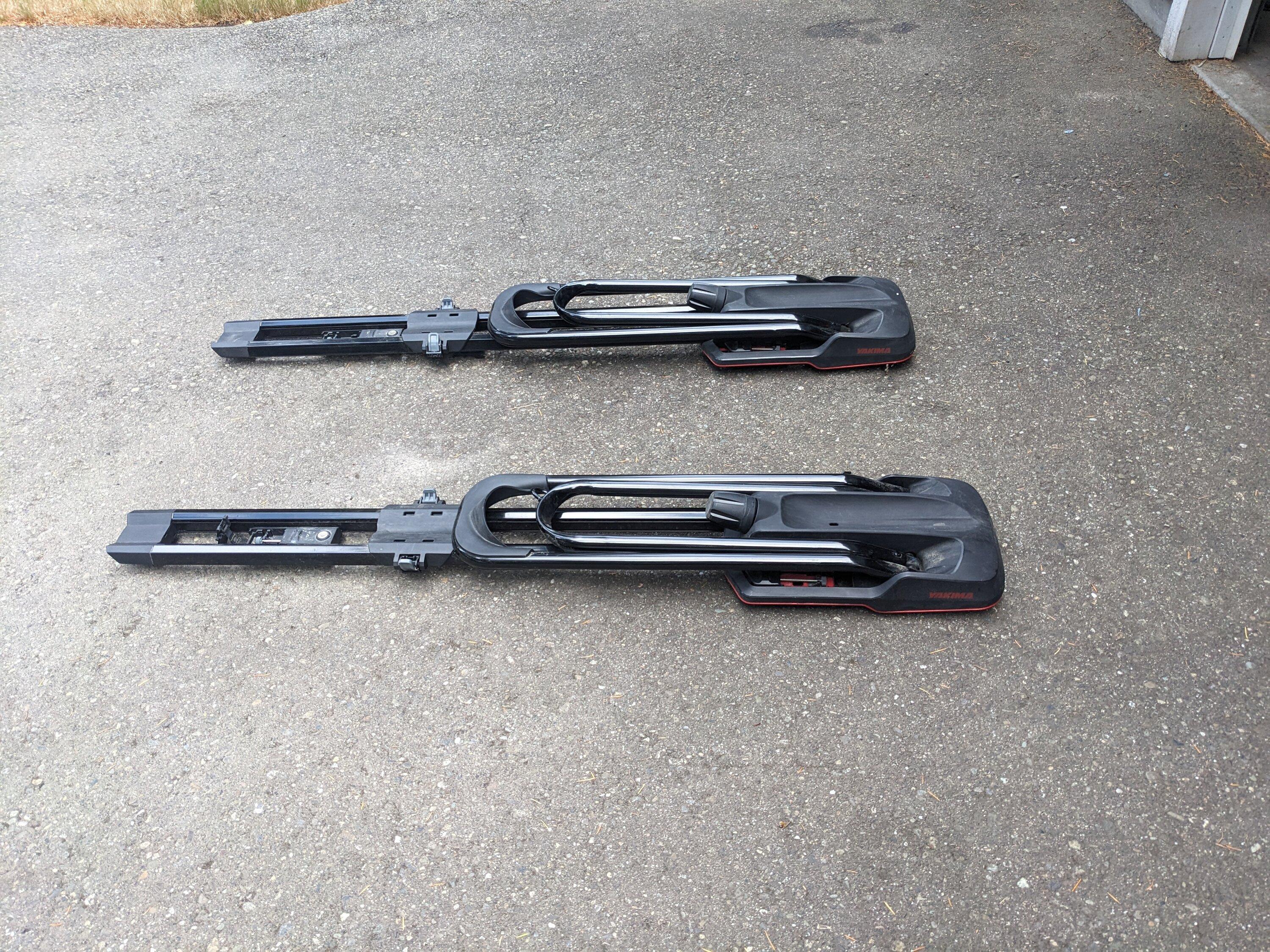 Rivian R1T R1S WTS Yakima Highroad x 2 PXL_20230830_232054971