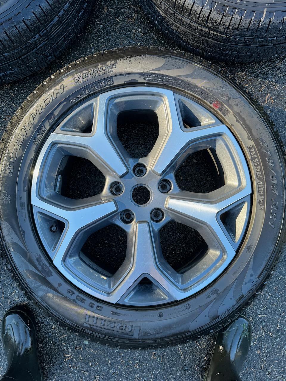 Rivian R1T R1S 21" wheels and tires - only 1600 miles IMG_1803