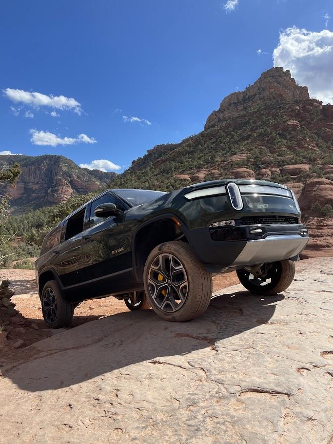 Rivian R1T R1S AZ Rivians take over Sedona and Broken Arrow Trail IMG_4927.JPG