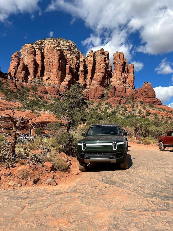 Rivian R1T R1S AZ Rivians take over Sedona and Broken Arrow Trail IMG_7721