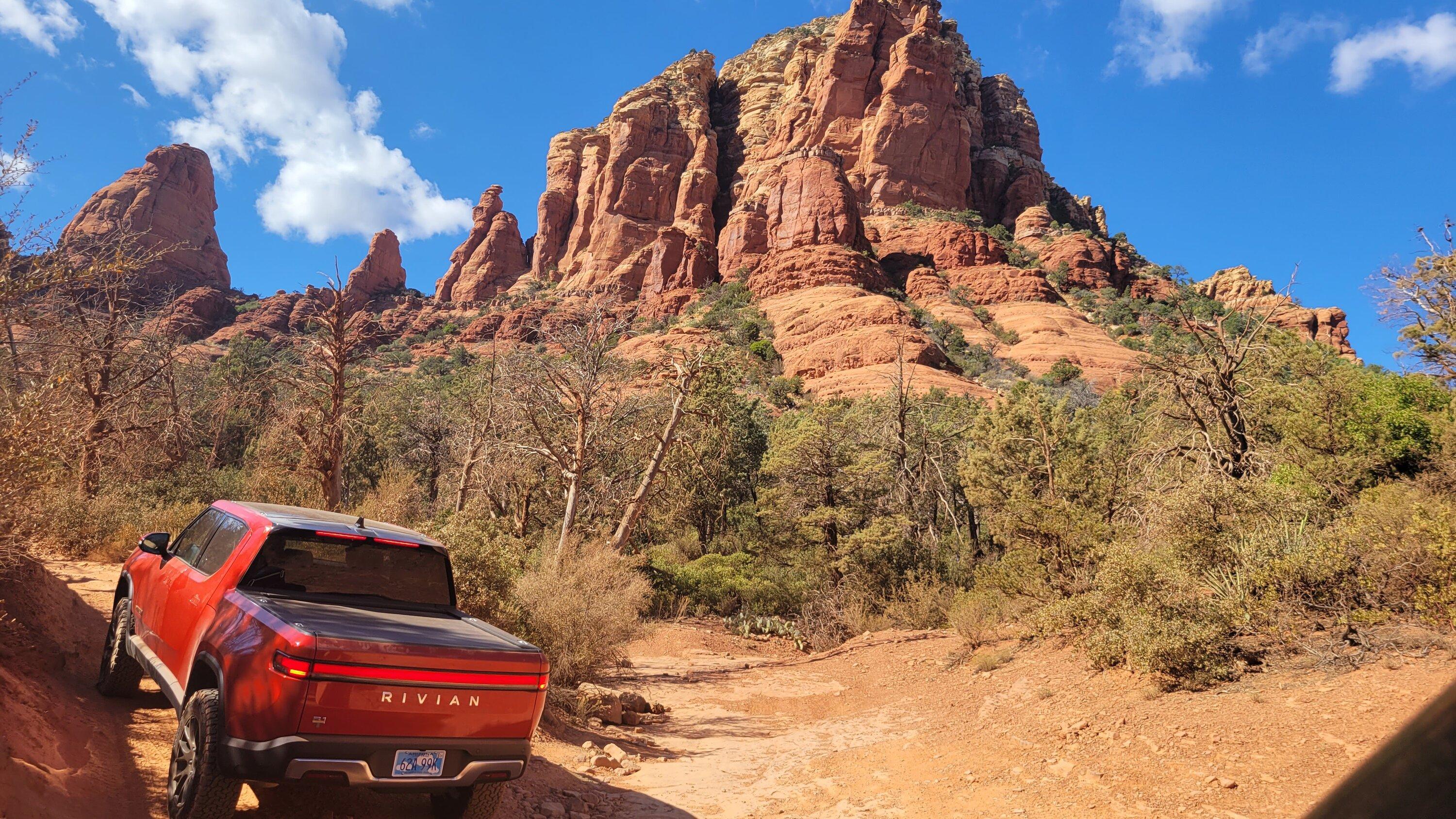 Rivian R1T R1S AZ Rivians take over Sedona and Broken Arrow Trail 20231028_113204