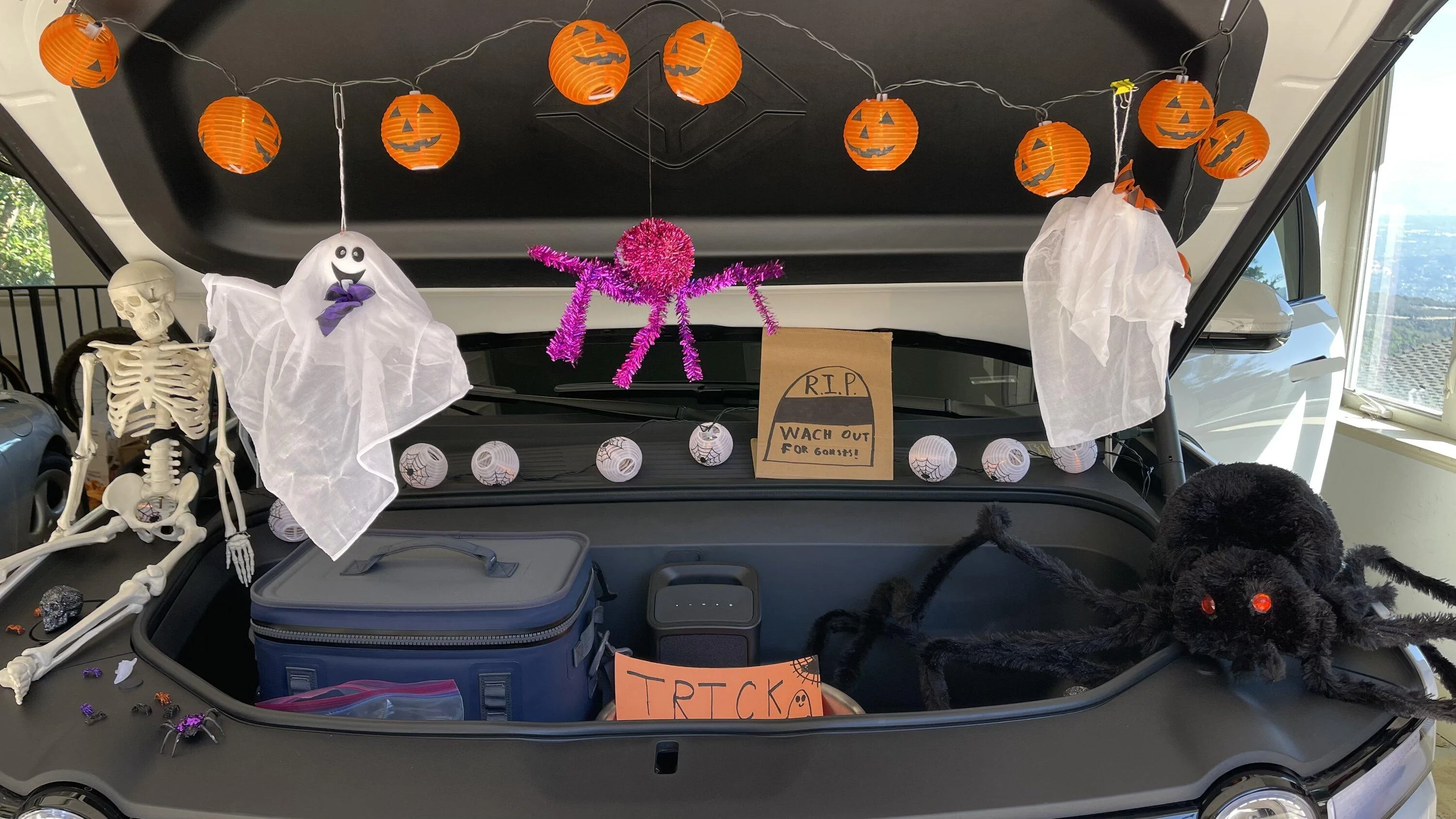 Rivian R1T R1S Frunk or Treat Frunk or Treat2