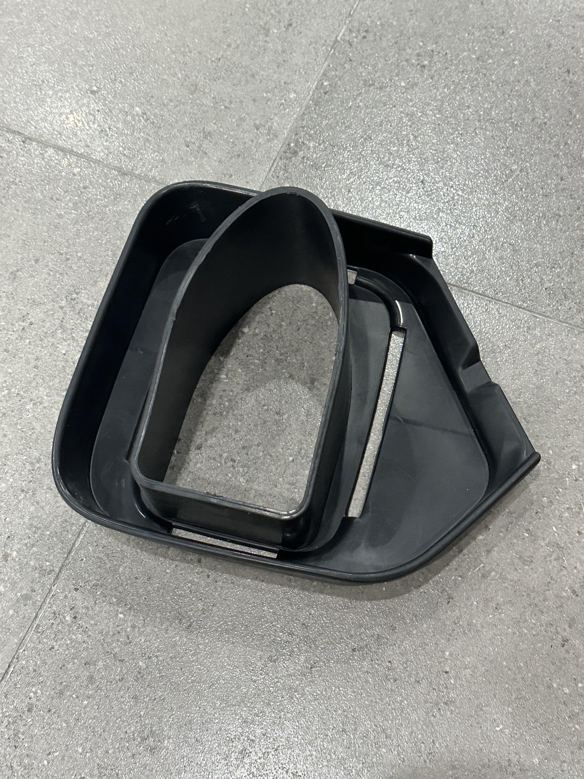 Rivian R1T R1S 【BestEvMod】SAMPLE Test, Frunk Insulated Waterproof Bag and TPE charging port cover 8e7fb1c6ab3d1d5ac31181f01c4d309